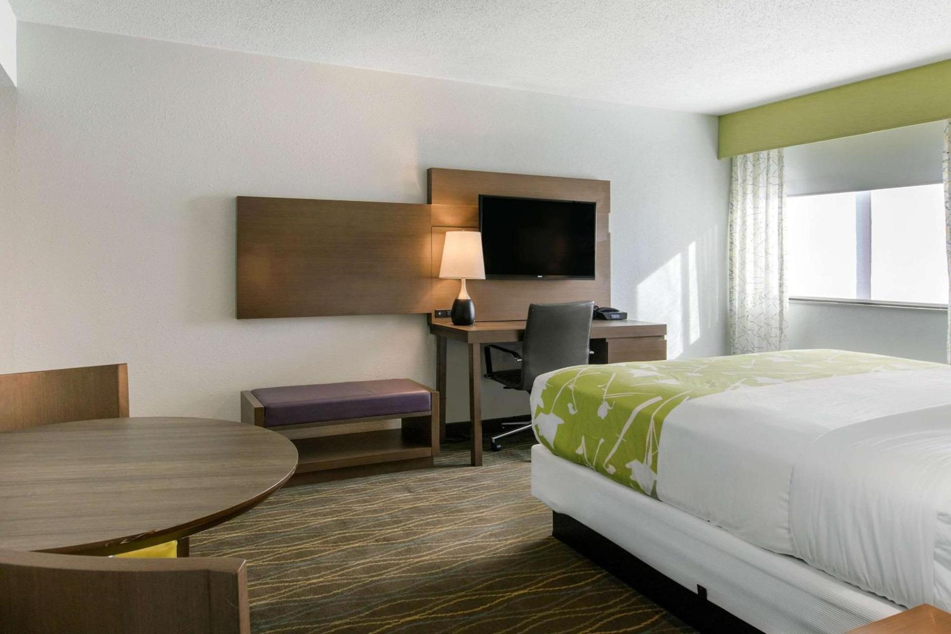 Radisson Hotel Grand Rapids Riverfront photo 76