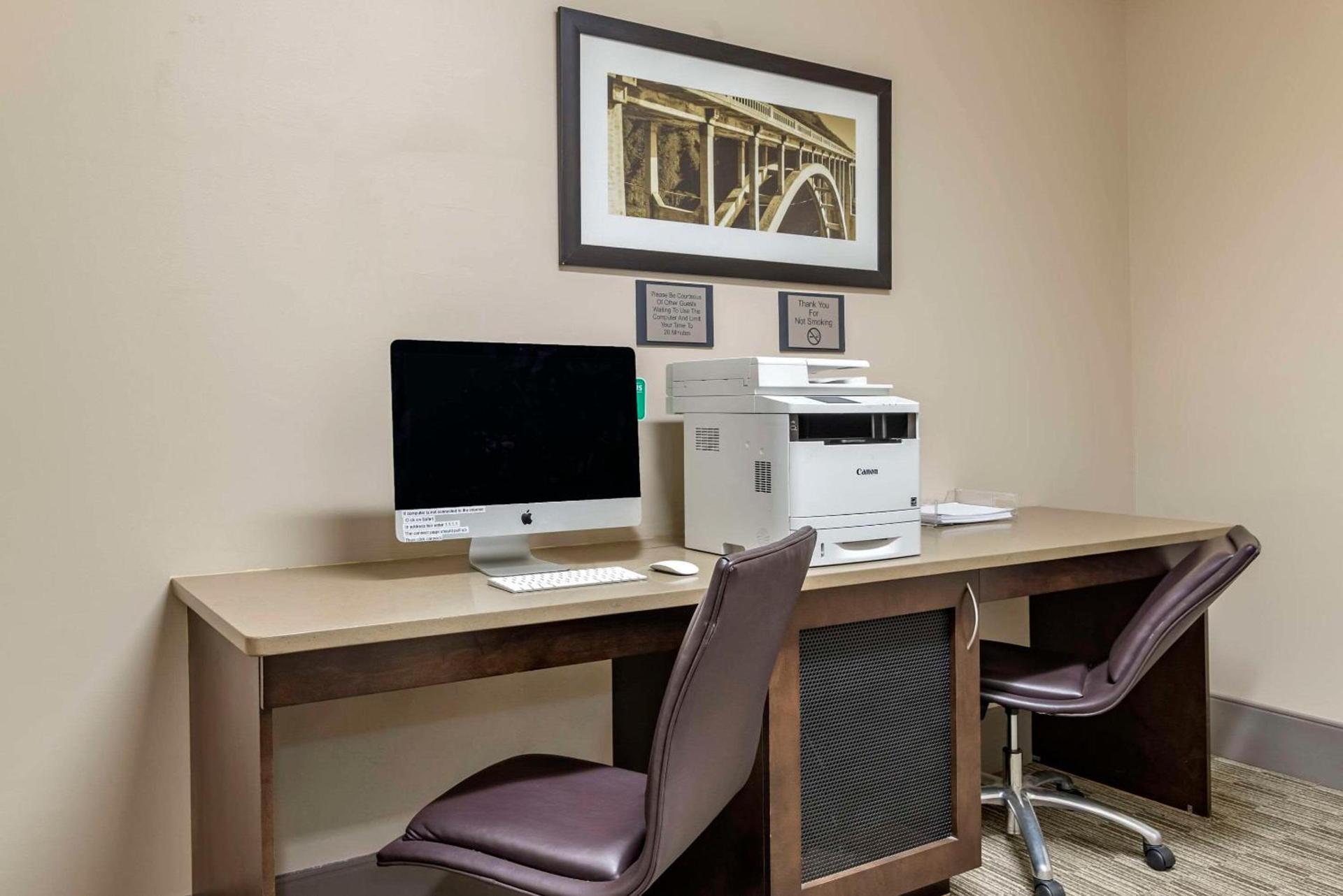Comfort Inn & Suites Cartersville - Emerson Lake Point photo 22
