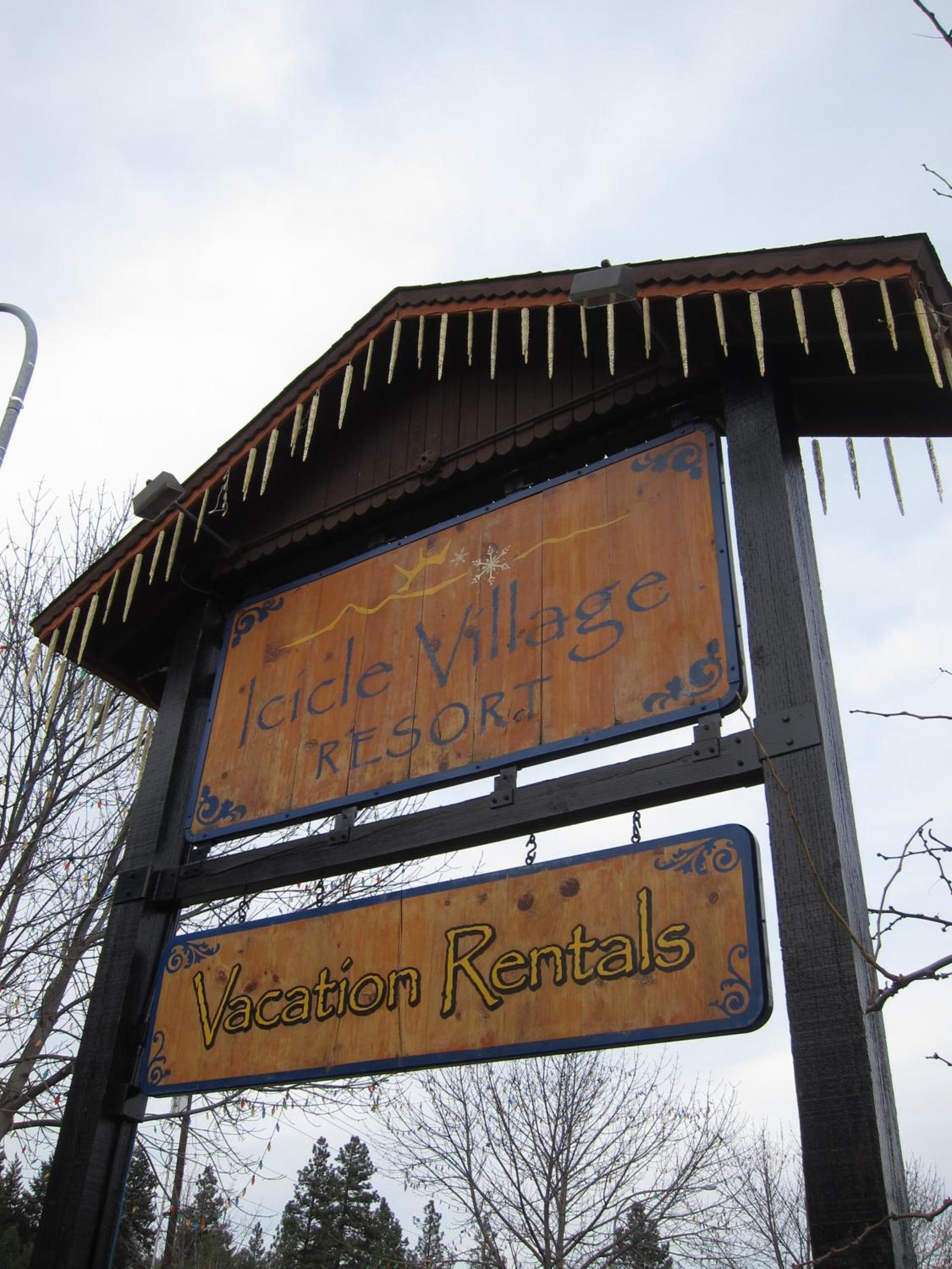 Icicle Village Resort photo 47