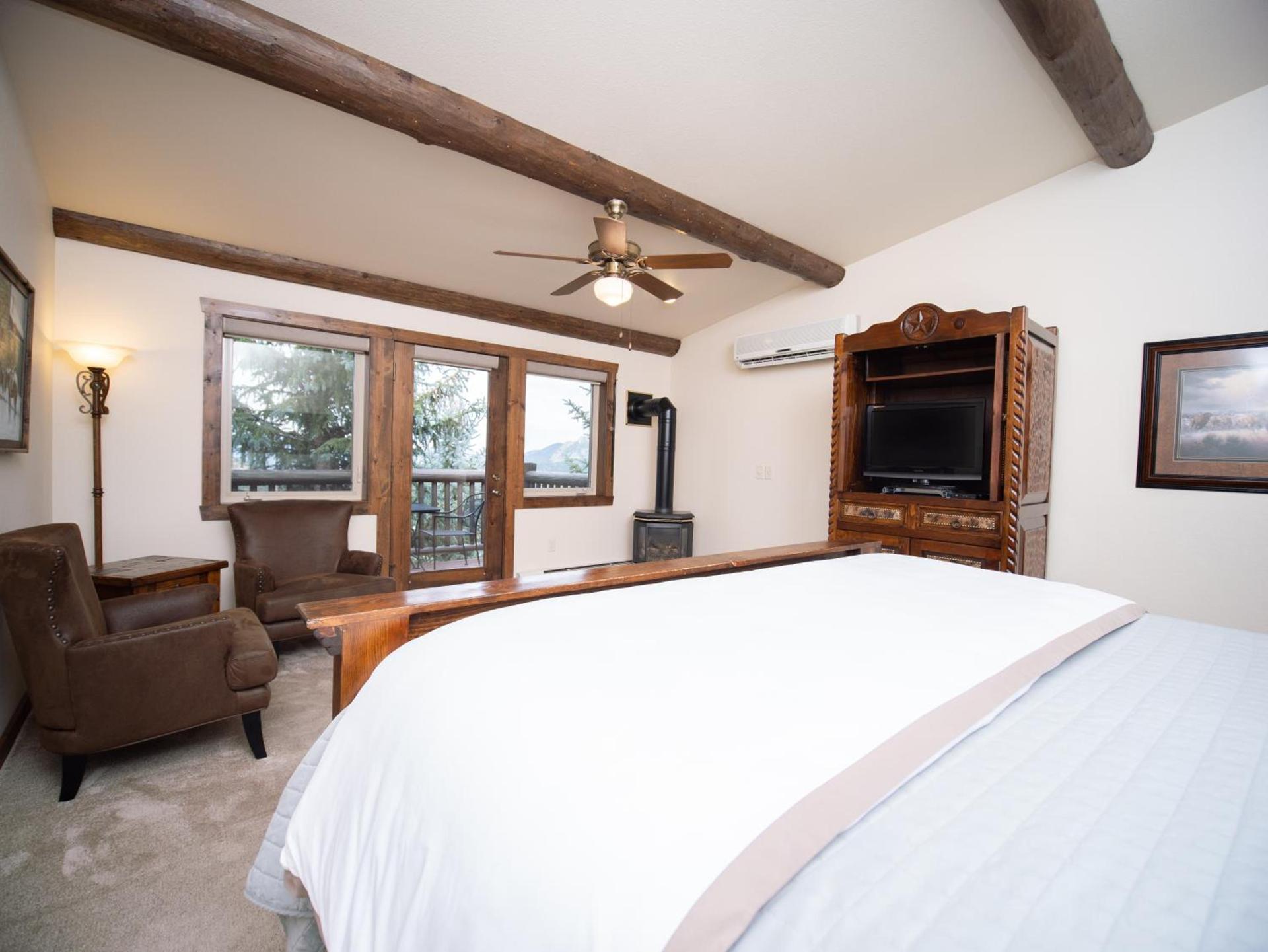 Taharaa Mountain Lodge photo 17
