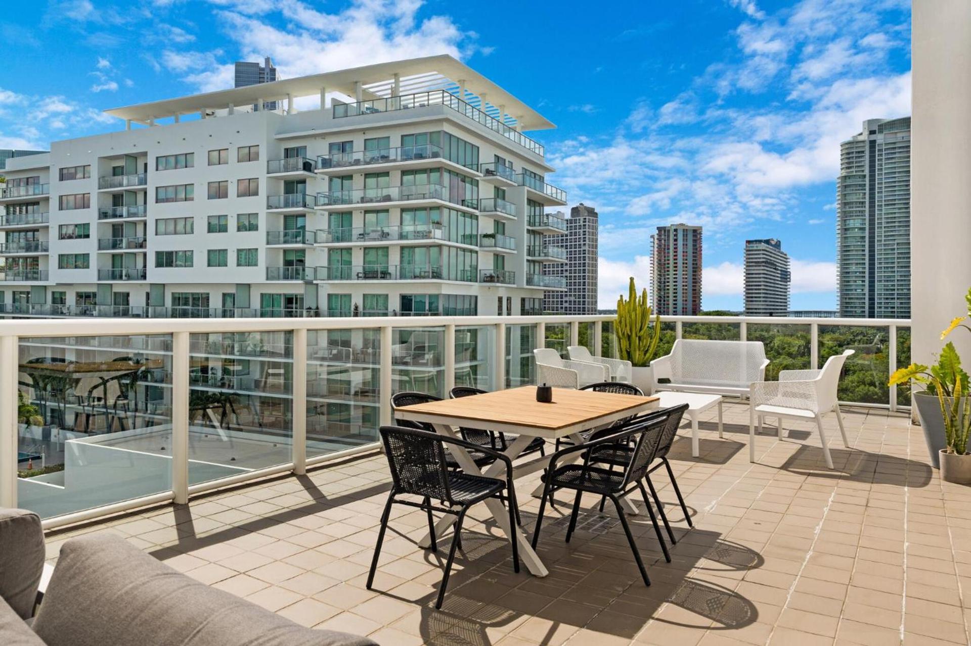Roami at Habitat Brickell photo 69