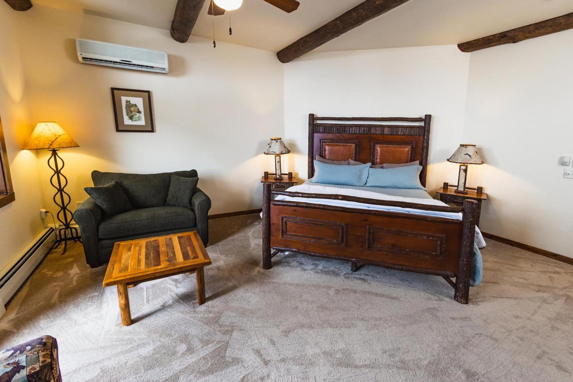 Taharaa Mountain Lodge photo 90