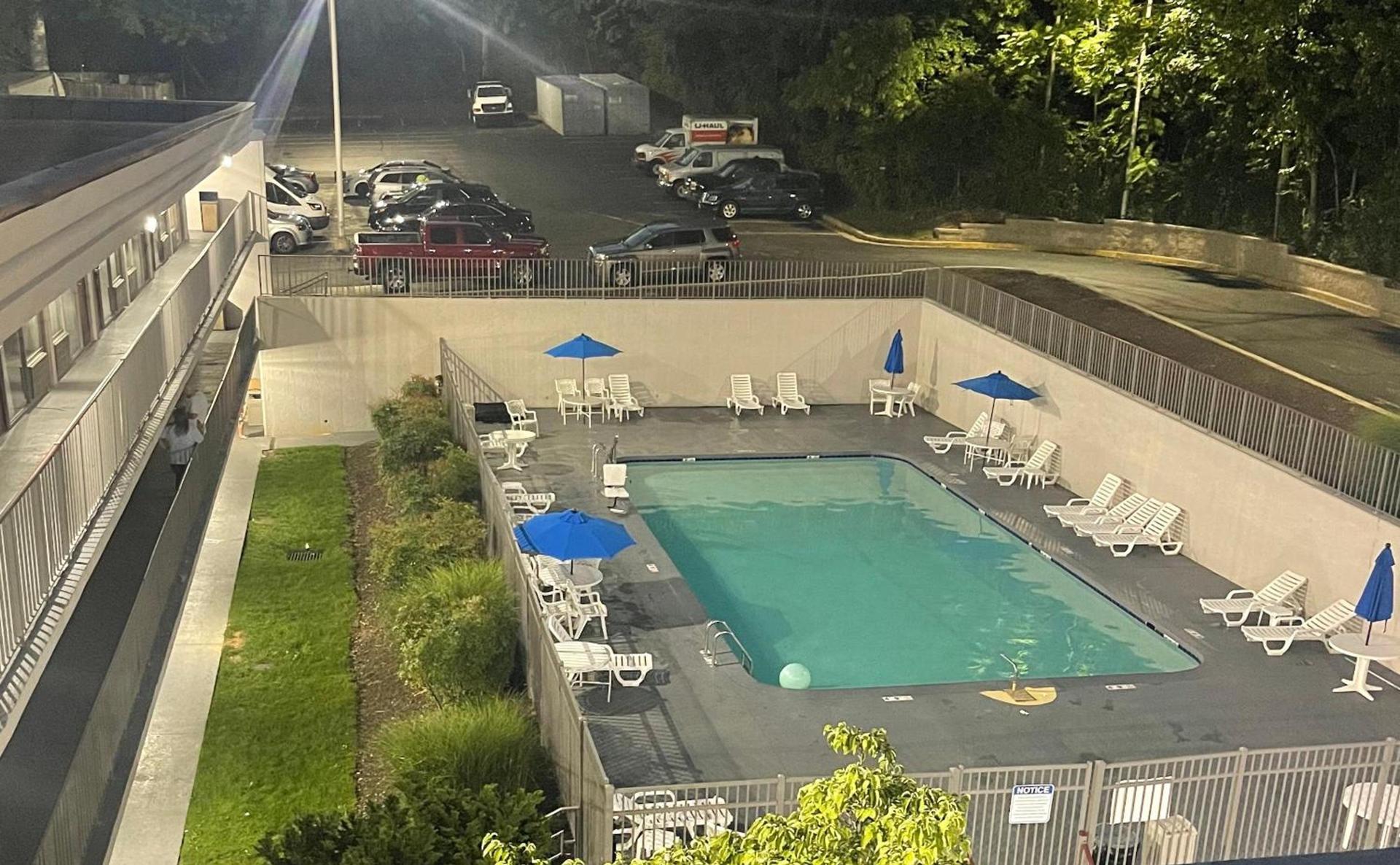 Red Roof Inn Baltimore South Glen Burnie photo 13