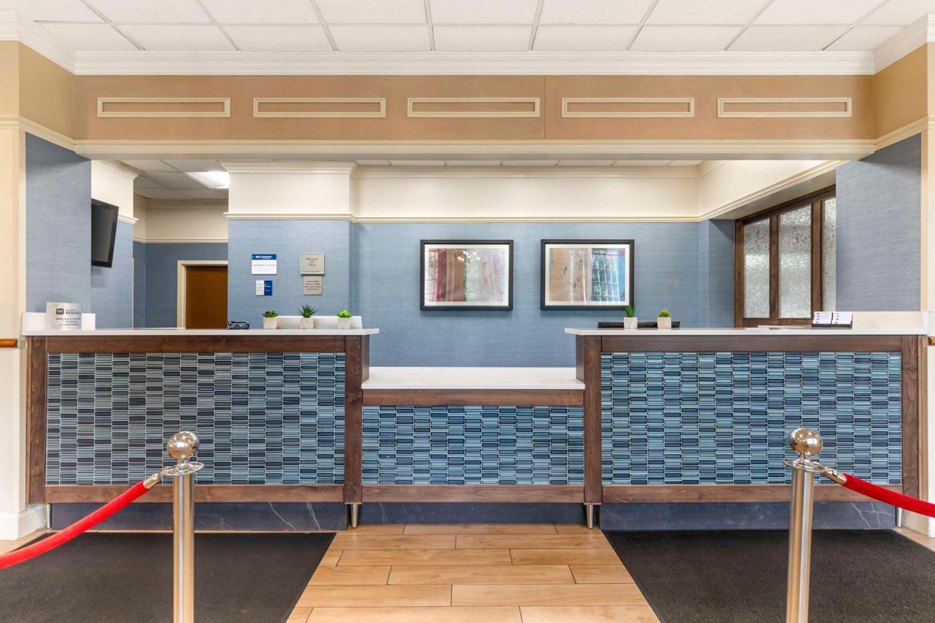 Best Western Capital Beltway Washington DC photo 2