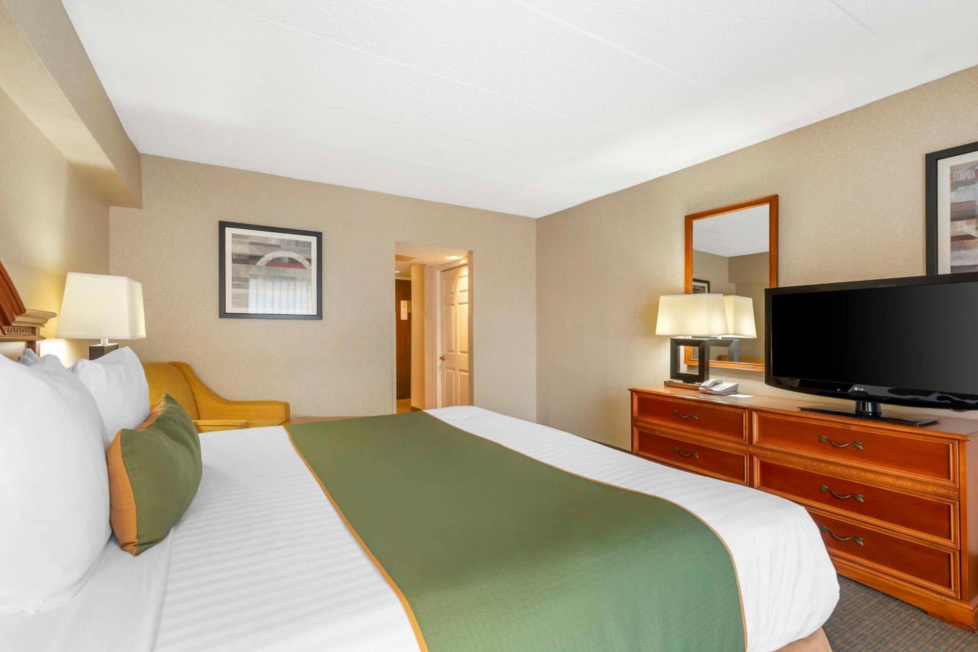 Best Western Capital Beltway Washington DC photo 14