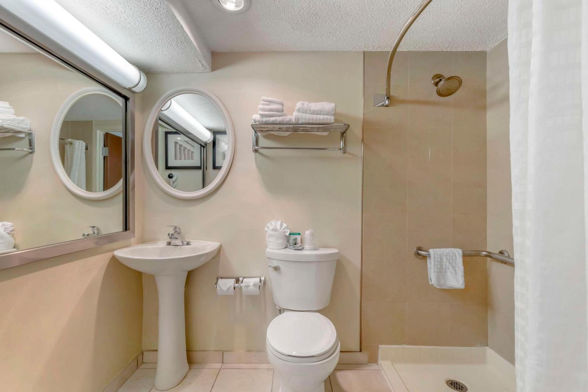 Best Western Capital Beltway Washington DC photo 25