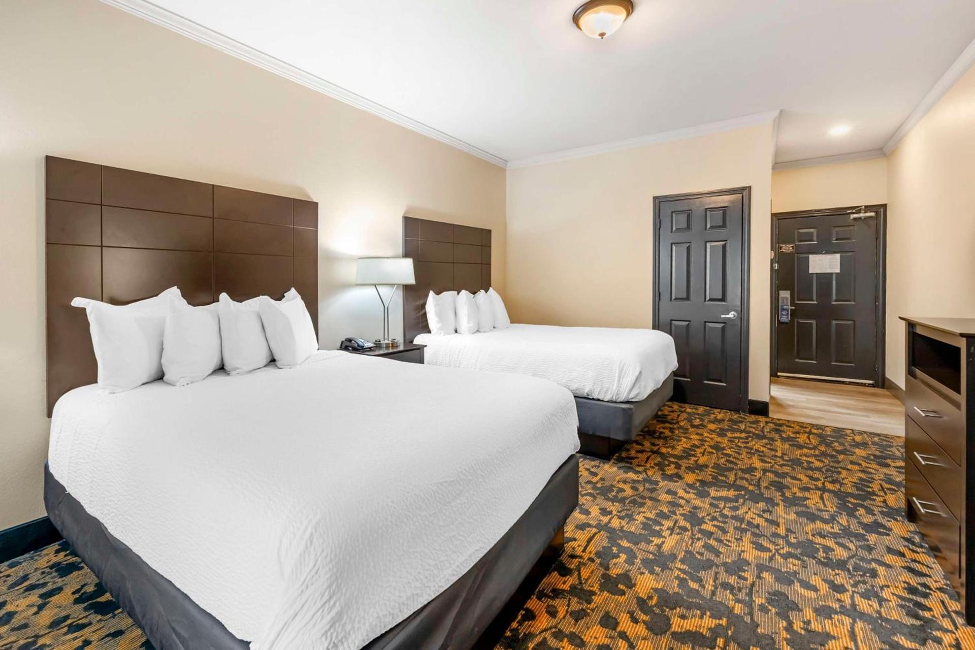 Best Western Brentwood photo 13