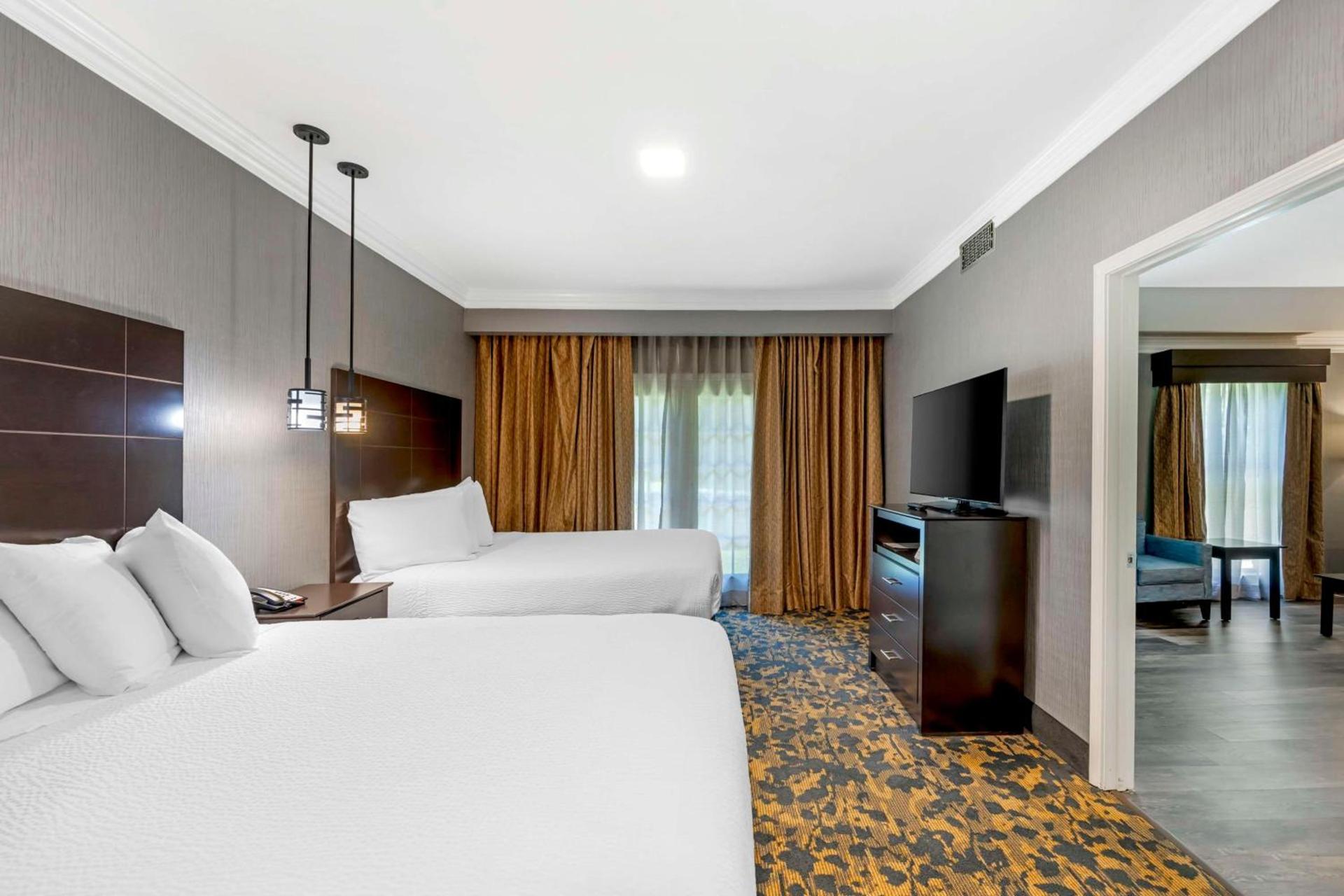 Best Western Brentwood photo 17
