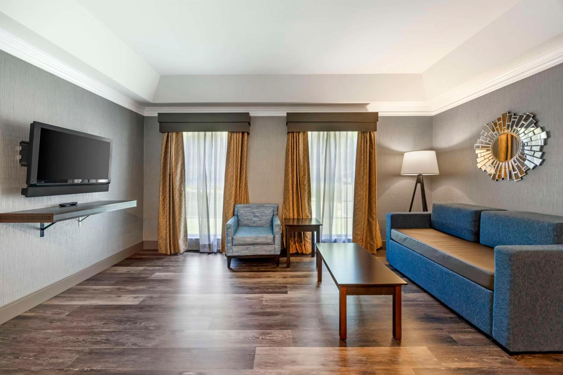 Best Western Brentwood photo 19