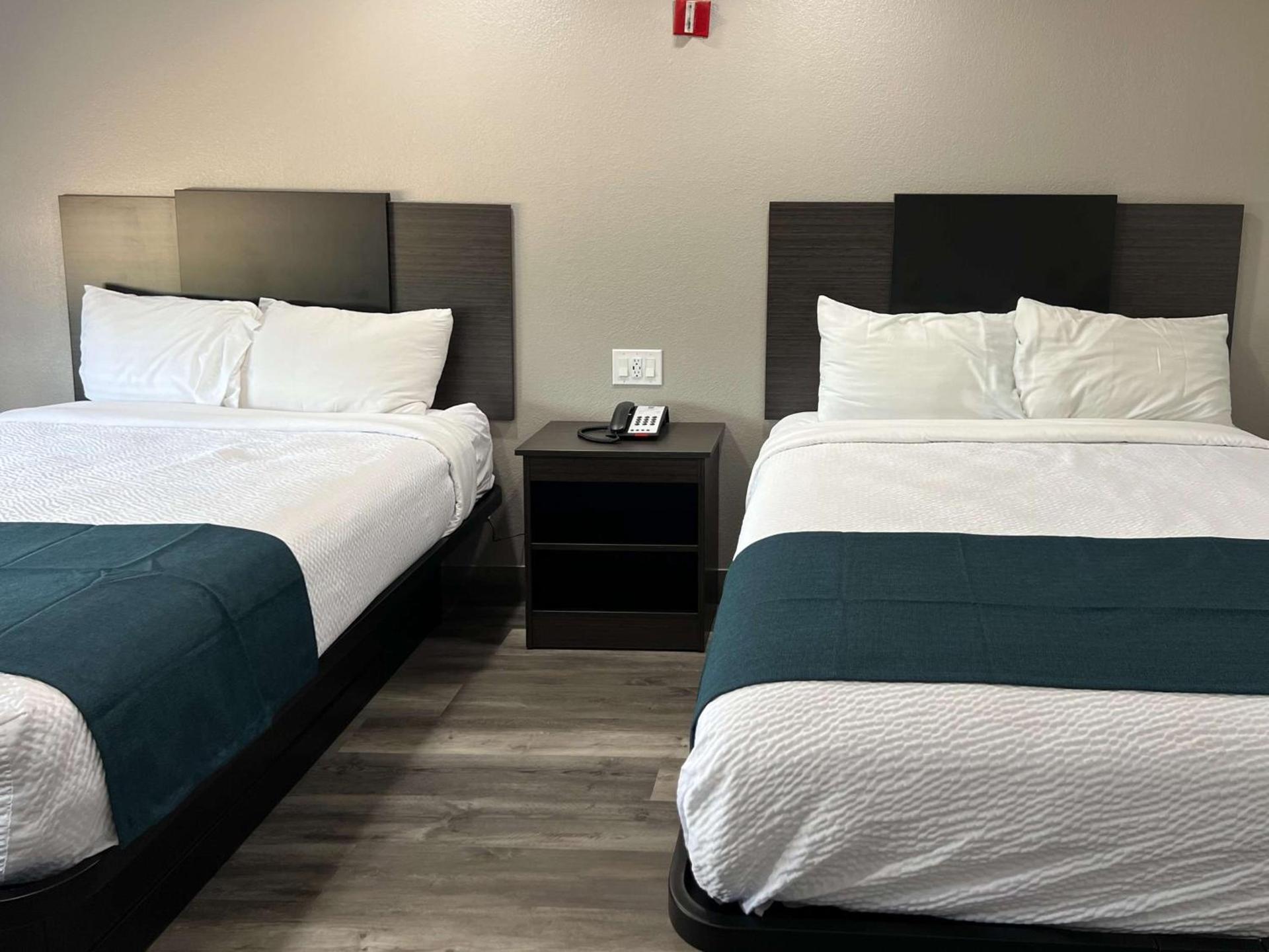Motel 6-Brenham, TX photo 19