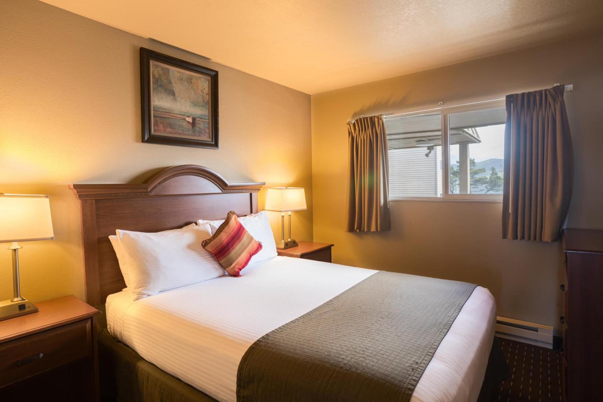 Ebb Tide Oceanfront Inn photo 18