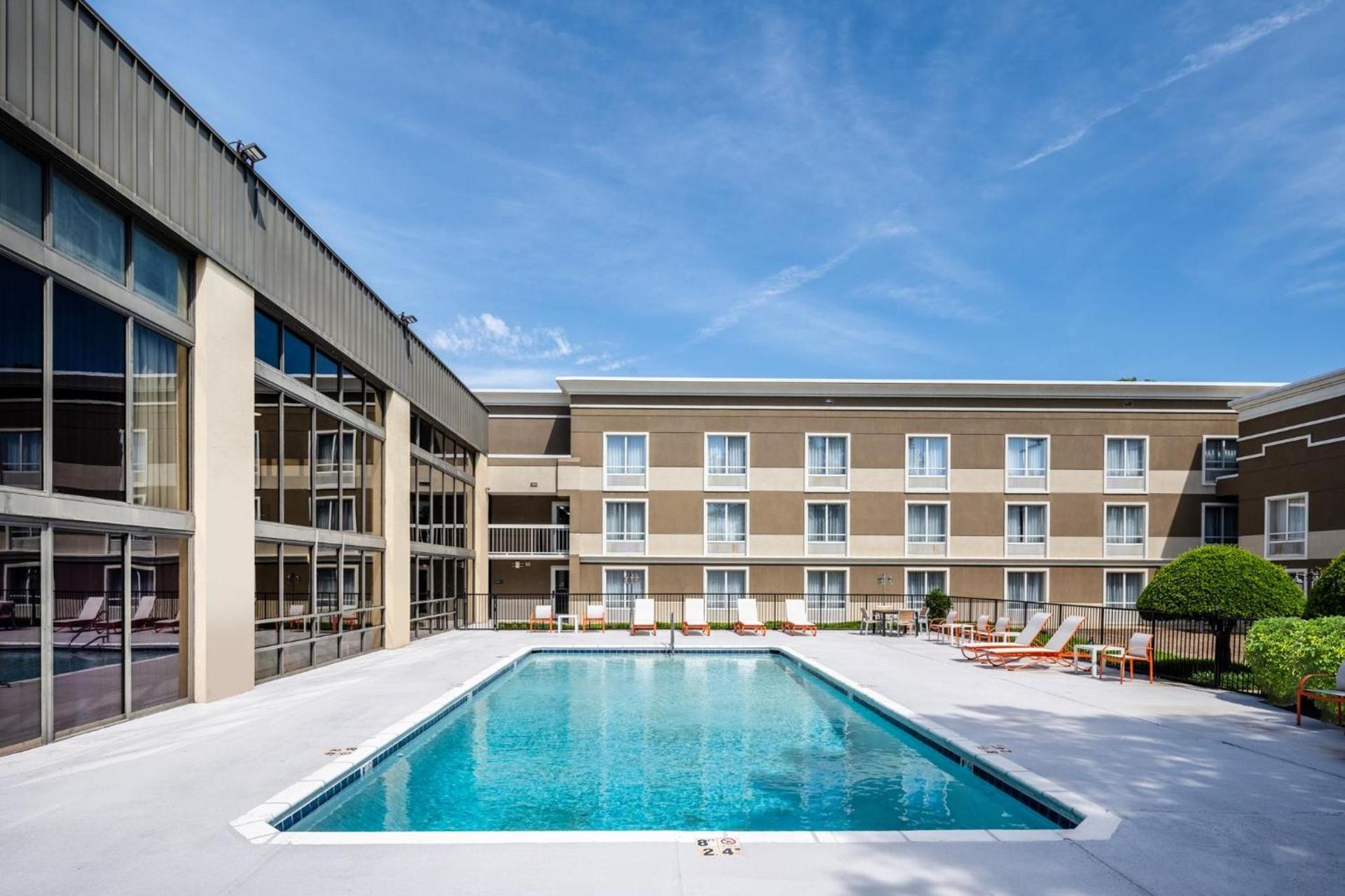Holiday Inn Blytheville by IHG photo 61
