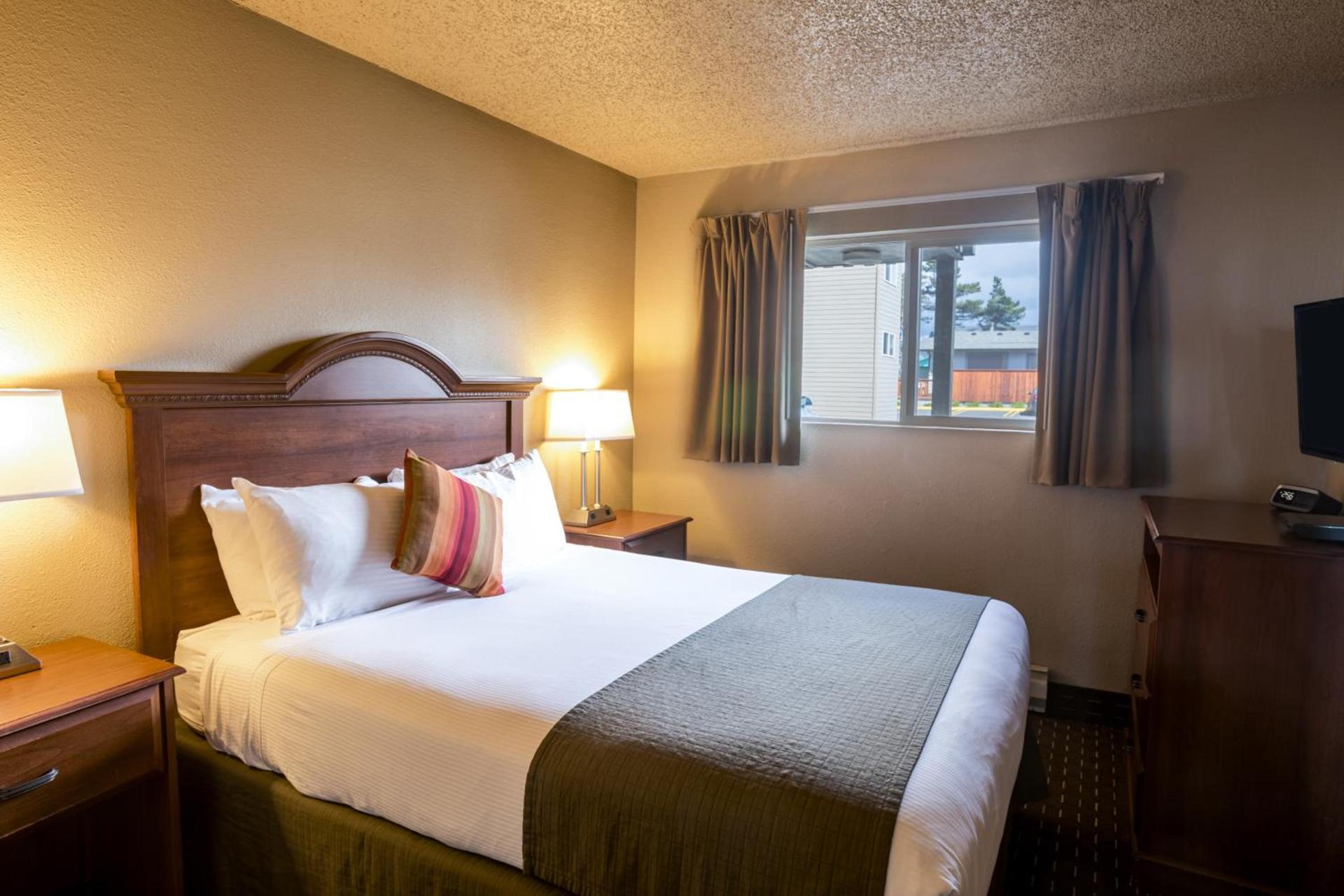 Ebb Tide Oceanfront Inn photo 27