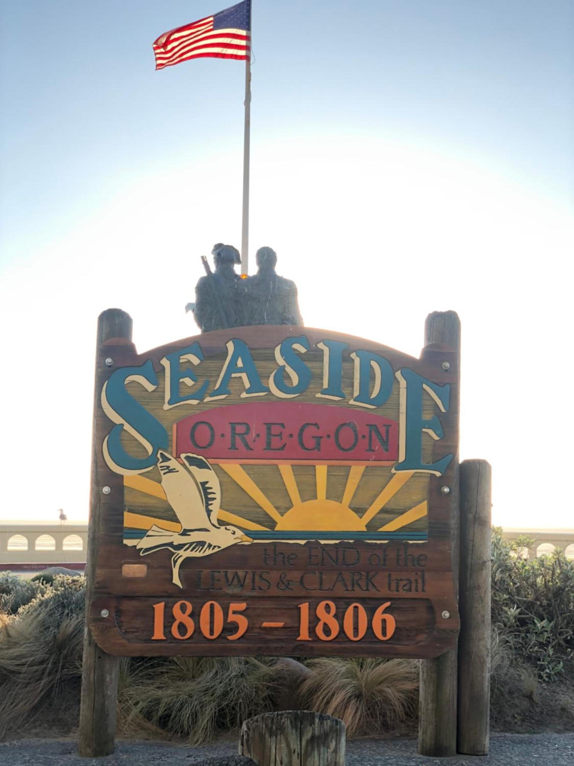 Ebb Tide Oceanfront Inn photo 46
