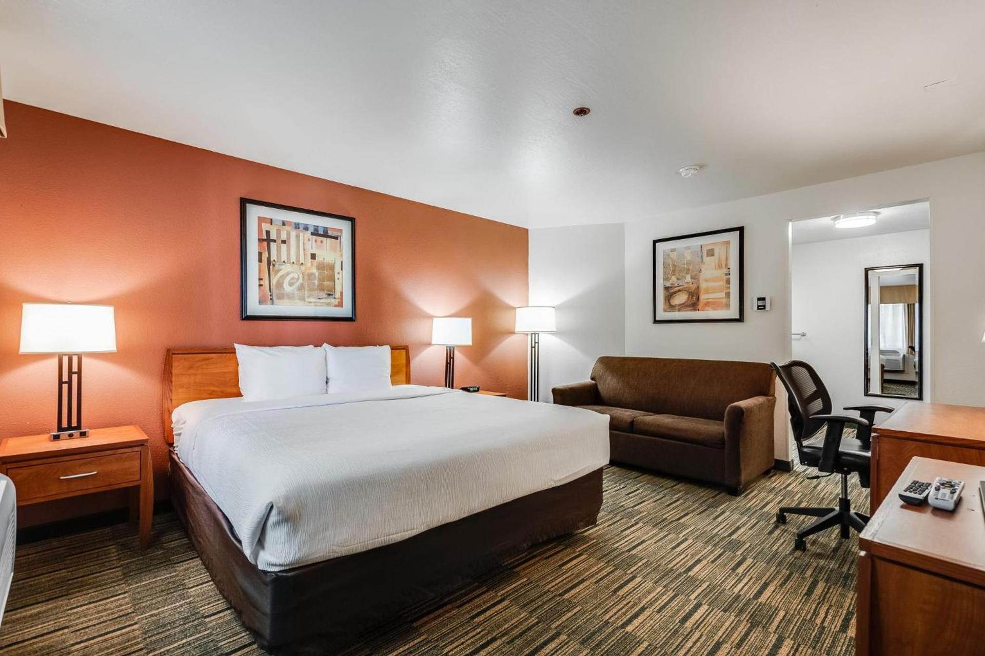 Quality Inn Petaluma - Sonoma photo 46