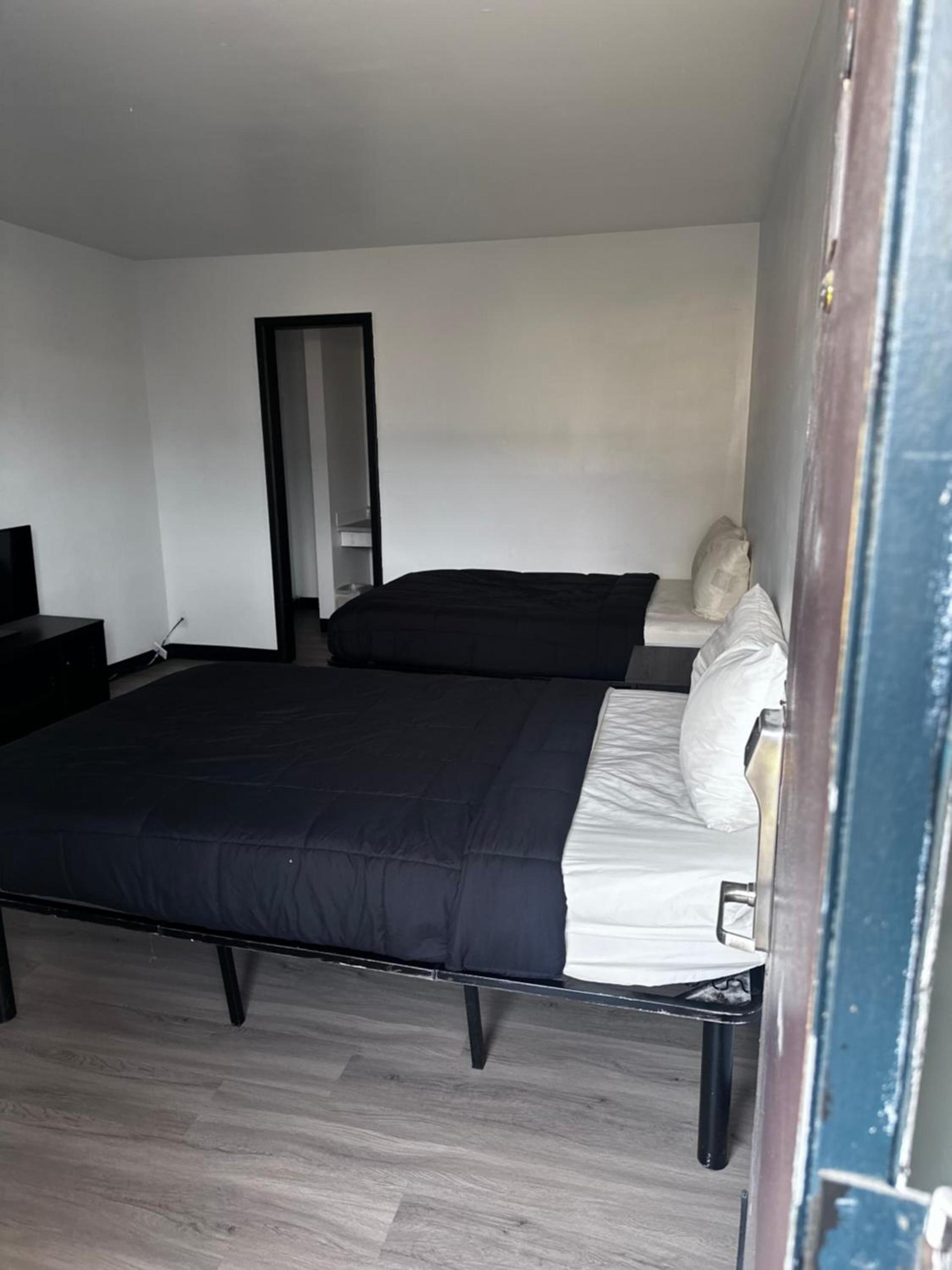 Glenstone place extended stay motel photo 8