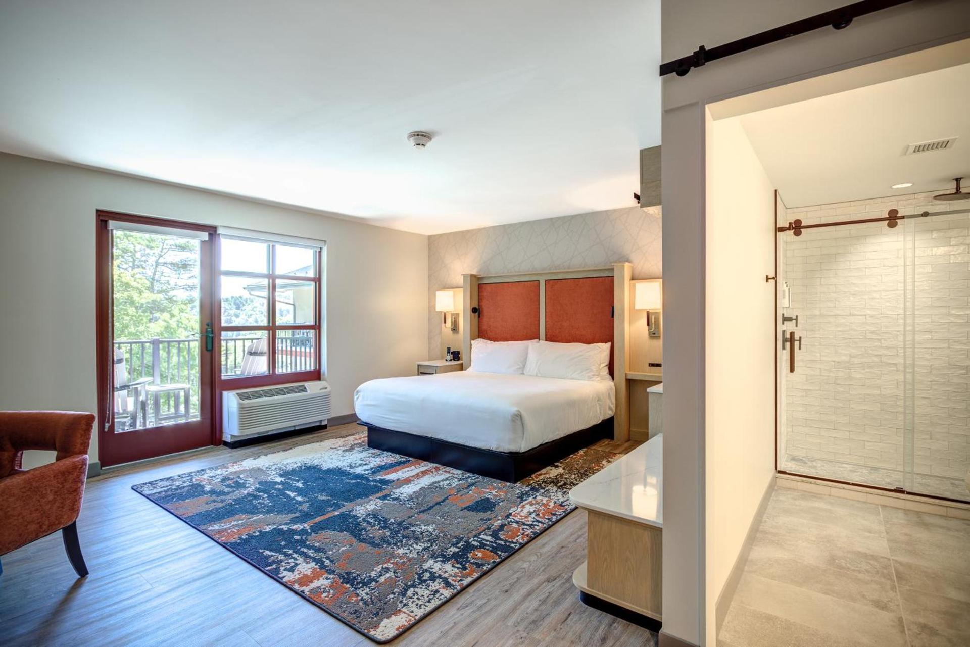The Embers Hotel photo 92