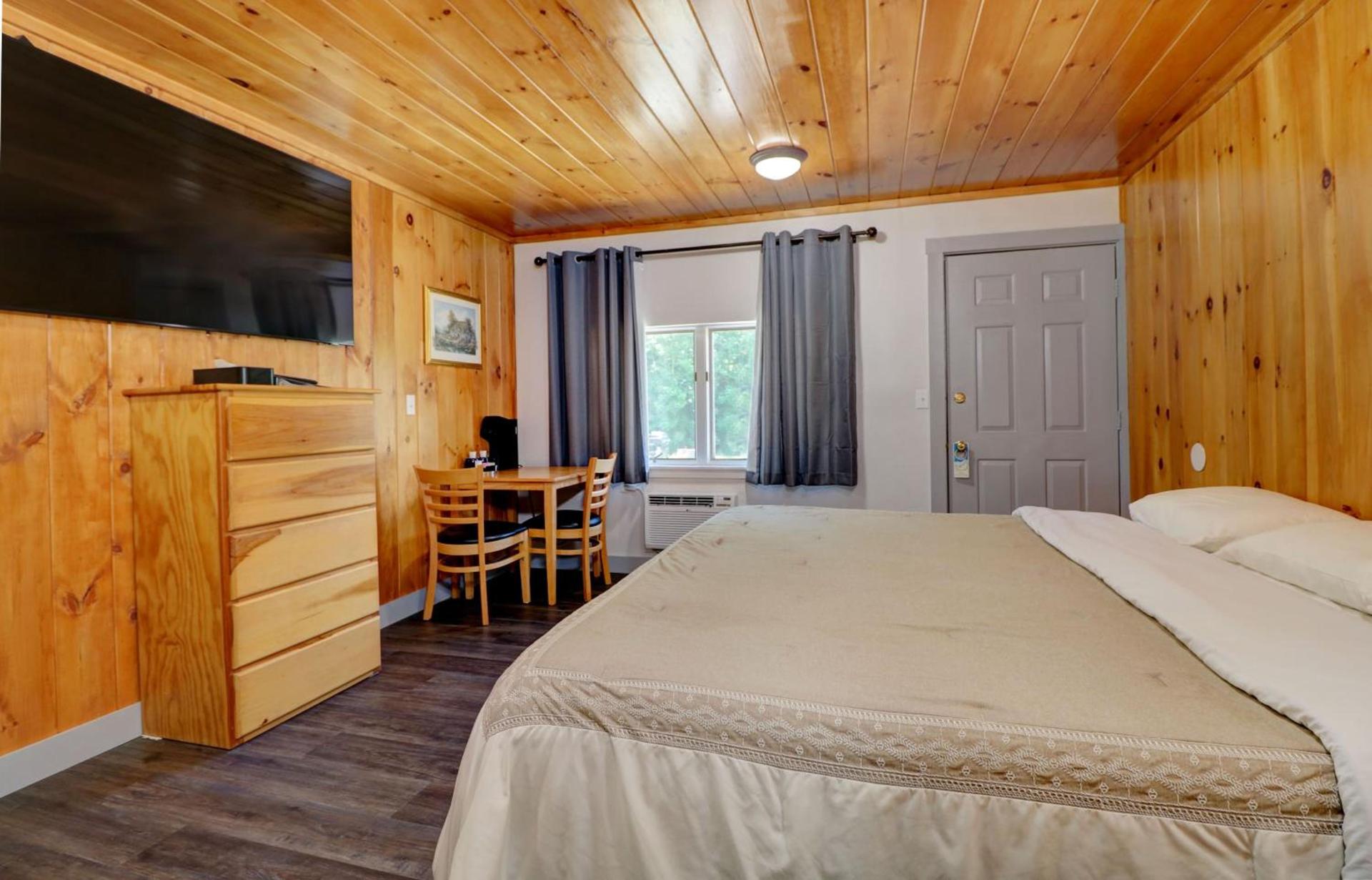 Canaan Motel photo 34