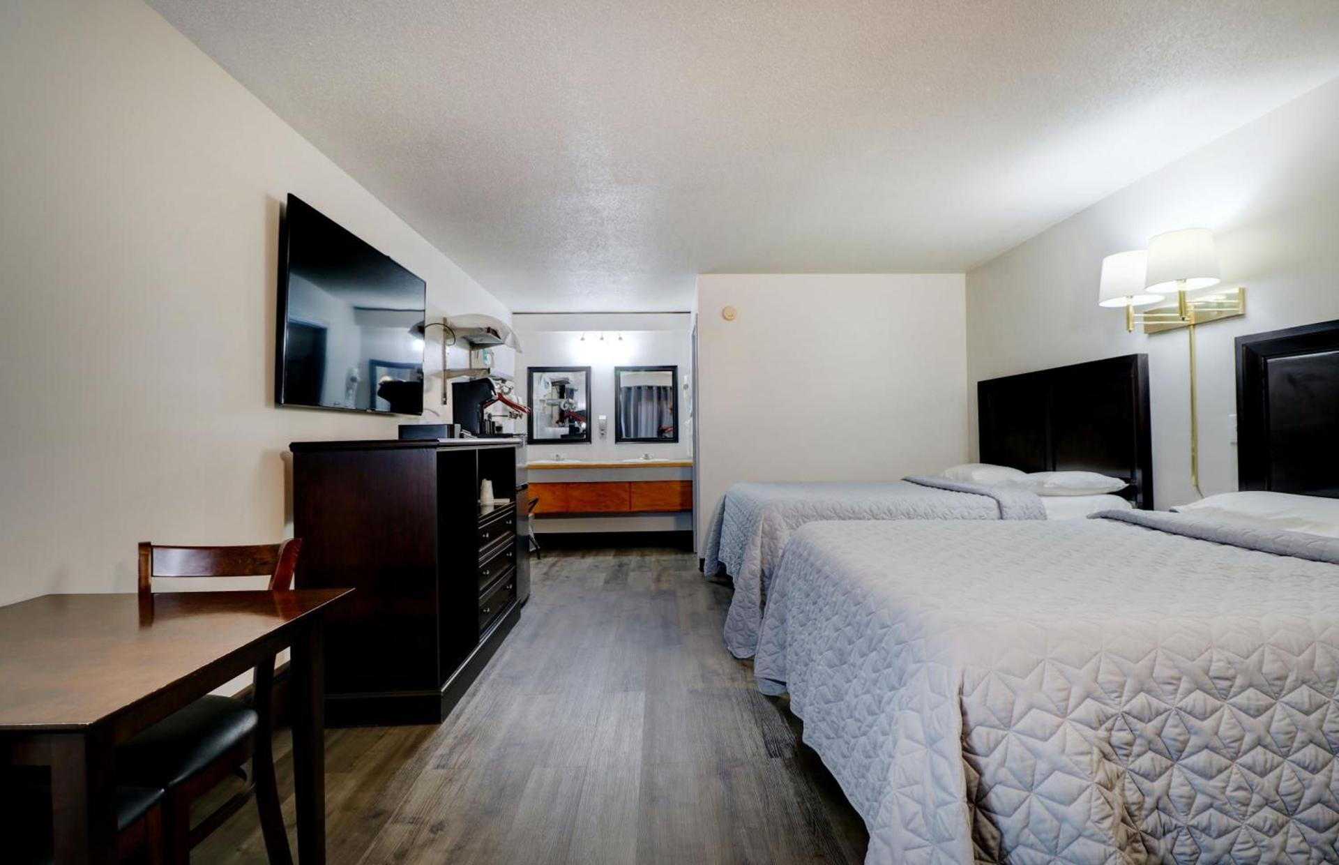 Canaan Motel photo 14