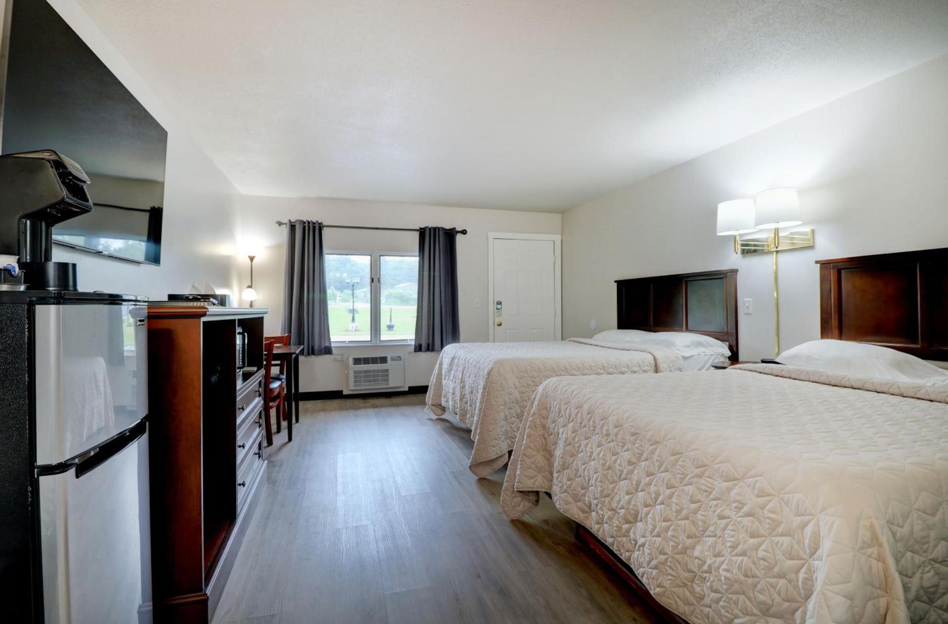 Canaan Motel photo 18