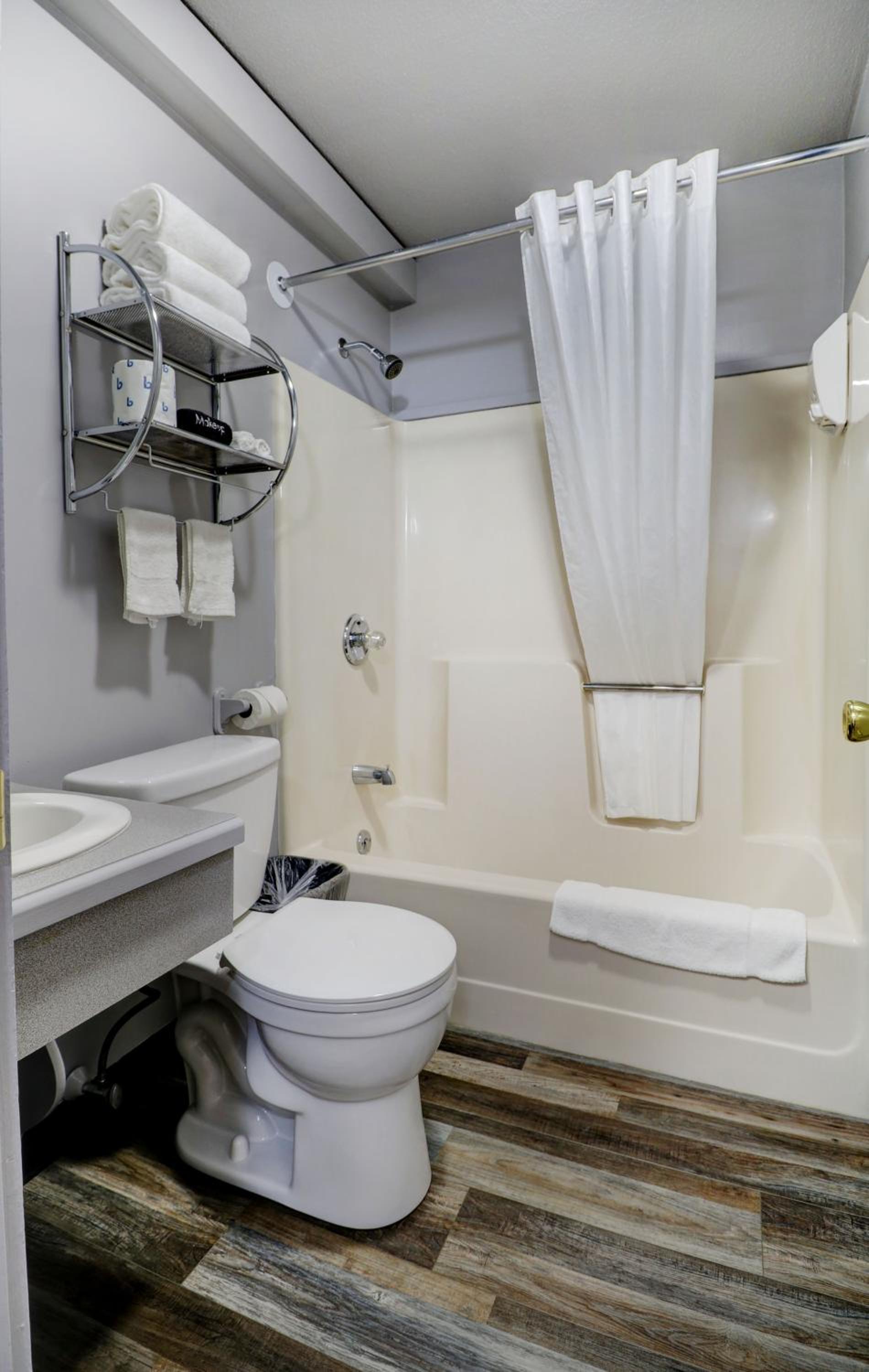 Canaan Motel photo 47