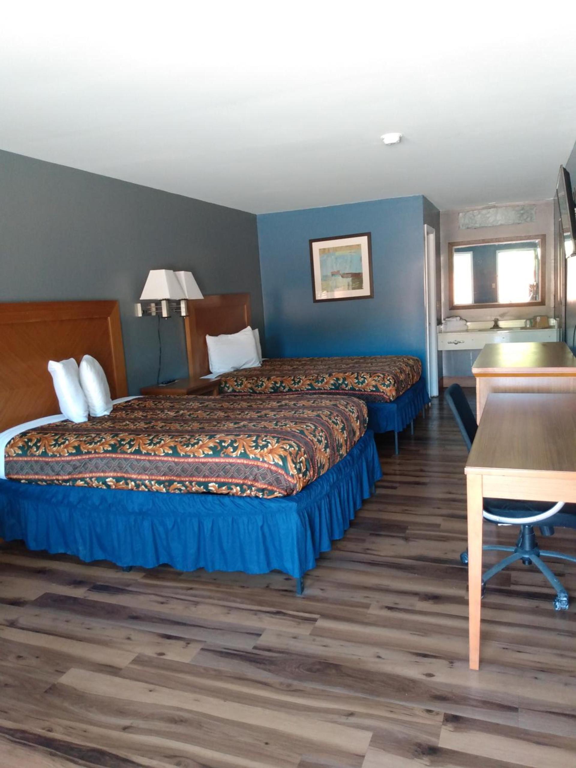 Countryside Inn photo 2