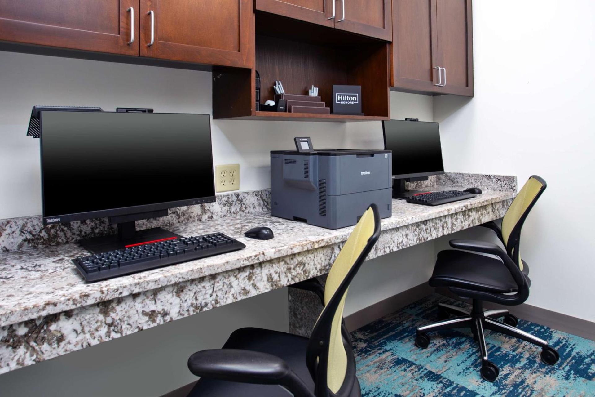 Hilton Garden Inn Benton Harbor photo 36