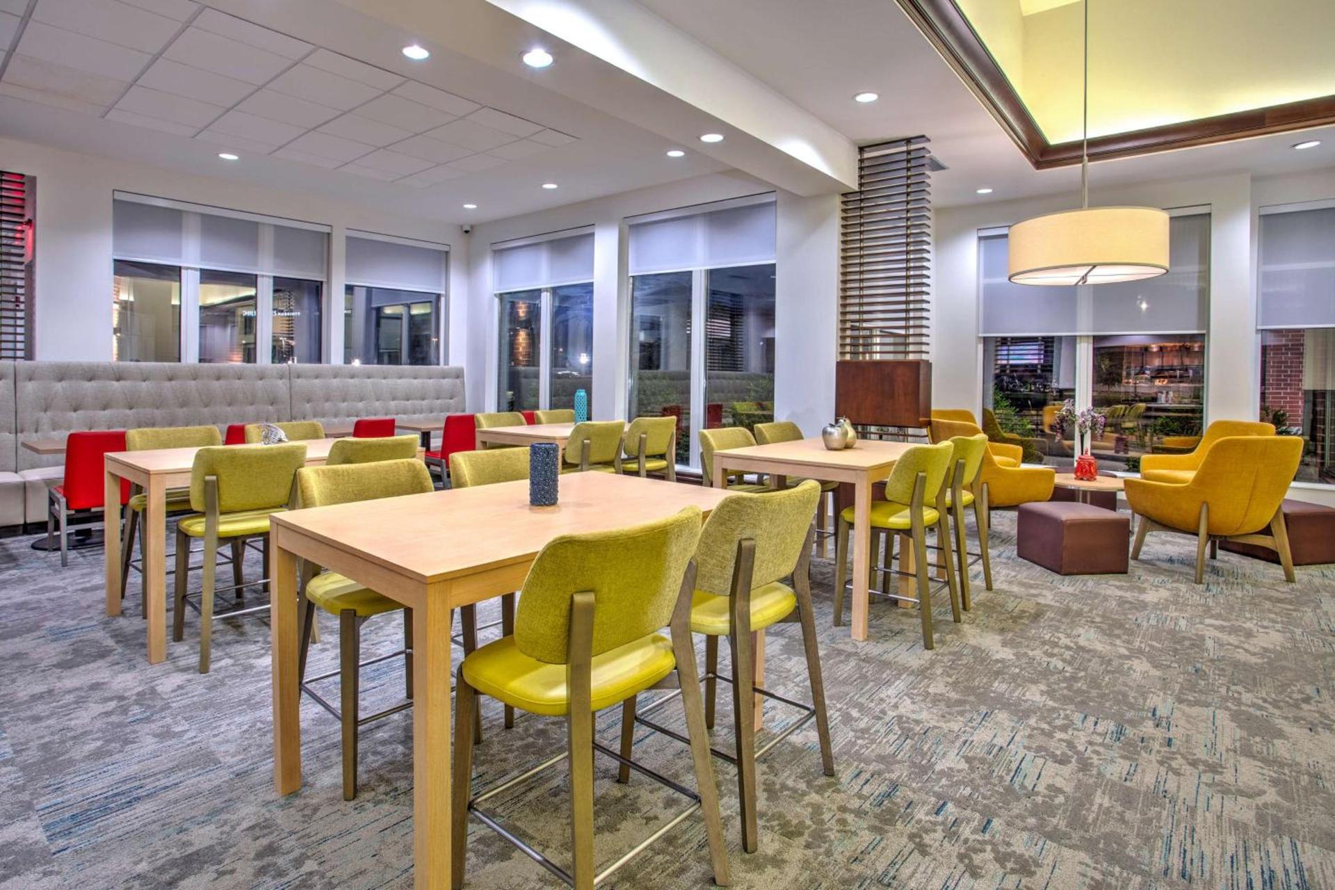 Hilton Garden Inn Benton Harbor photo 8