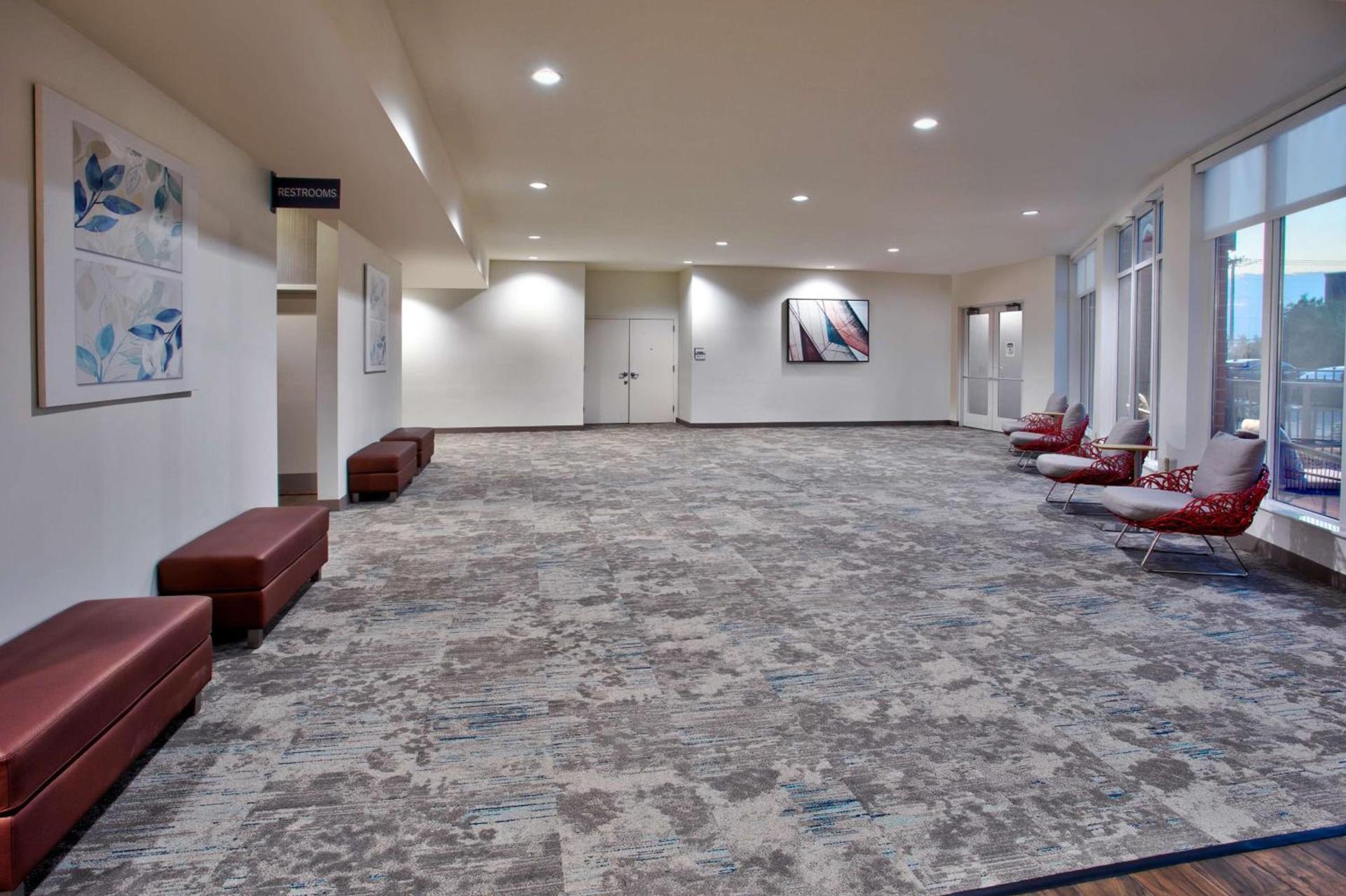 Hilton Garden Inn Benton Harbor photo 28