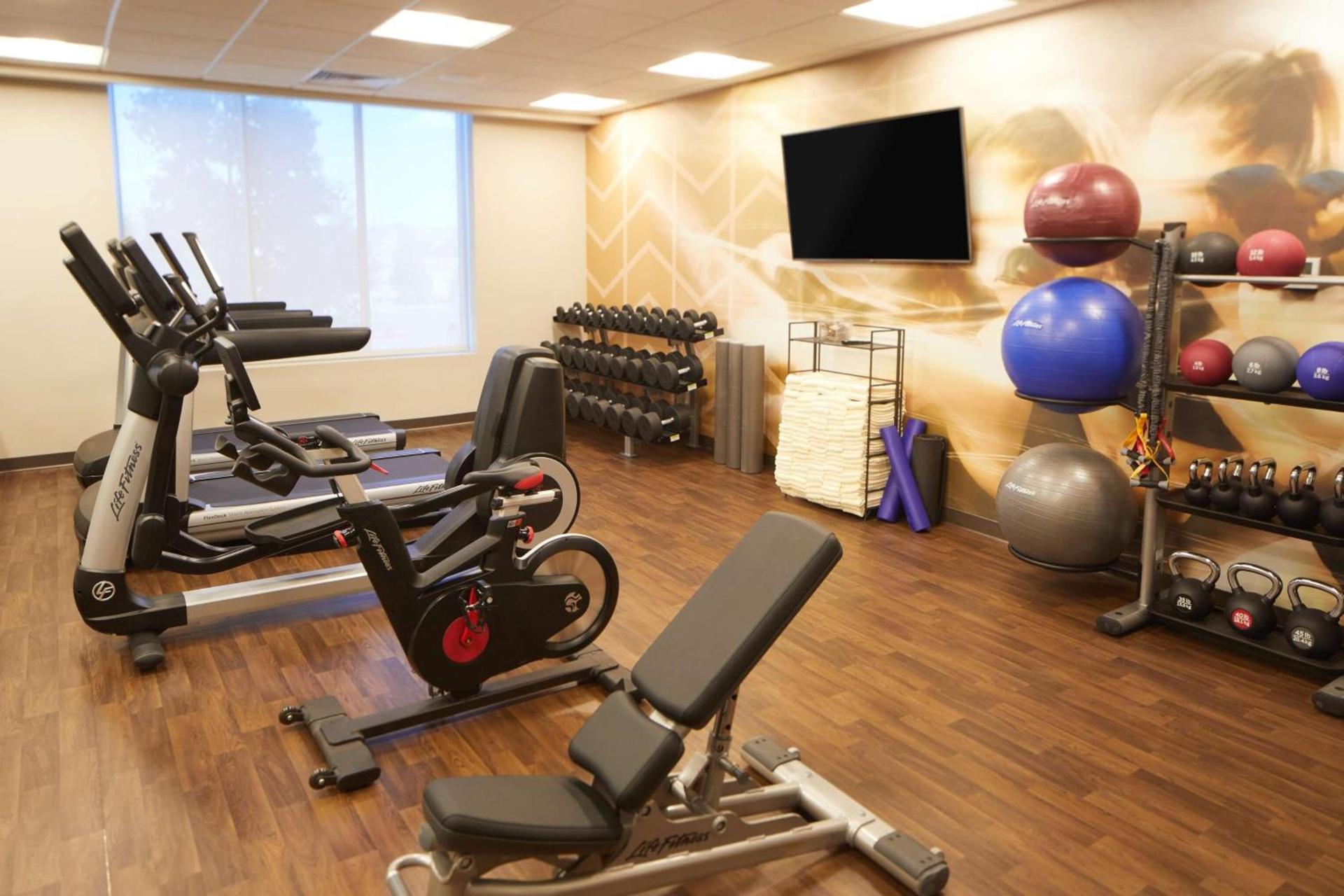 Hyatt Place Las Vegas at Silverton Village photo 7