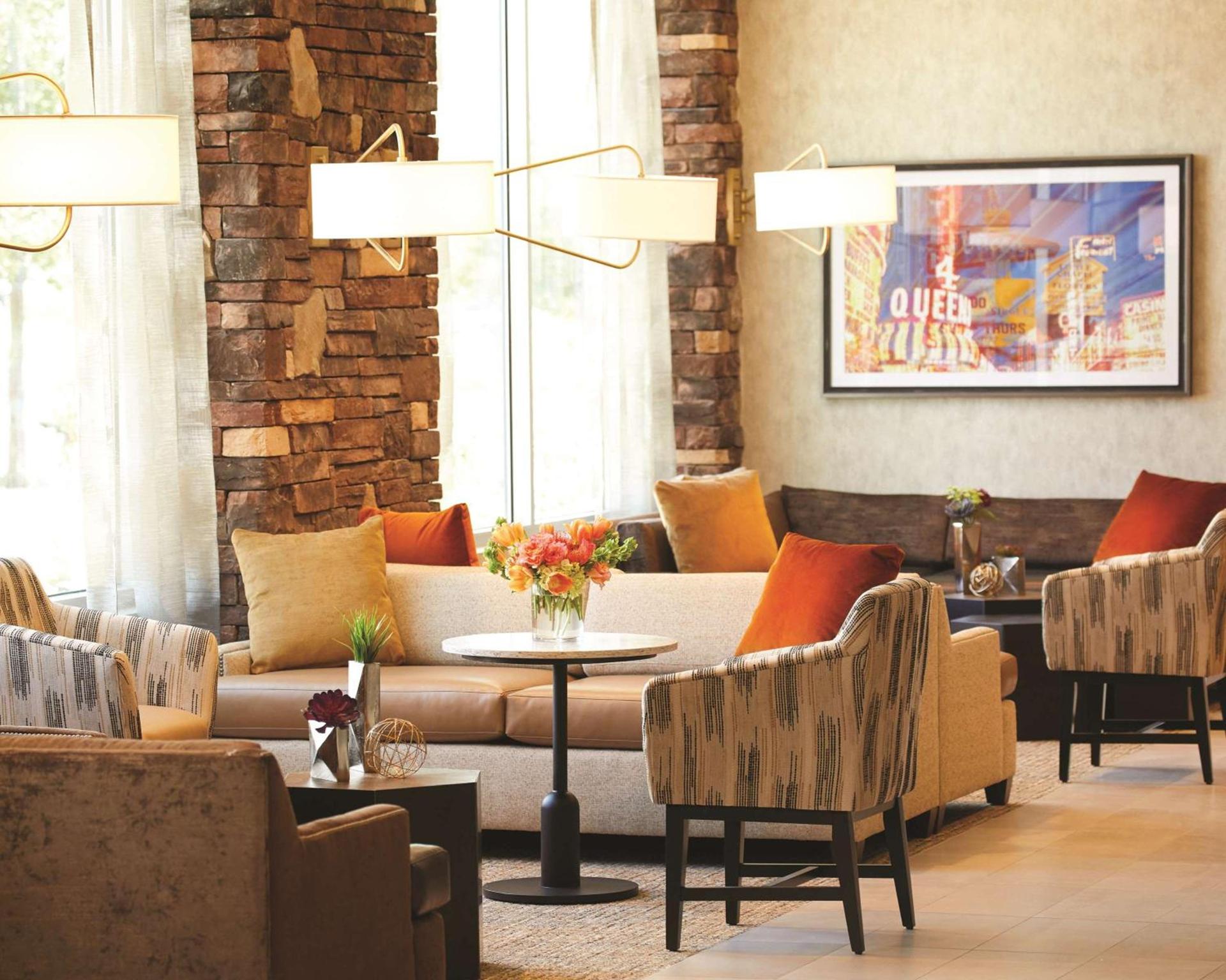 Hyatt Place Las Vegas at Silverton Village photo 13