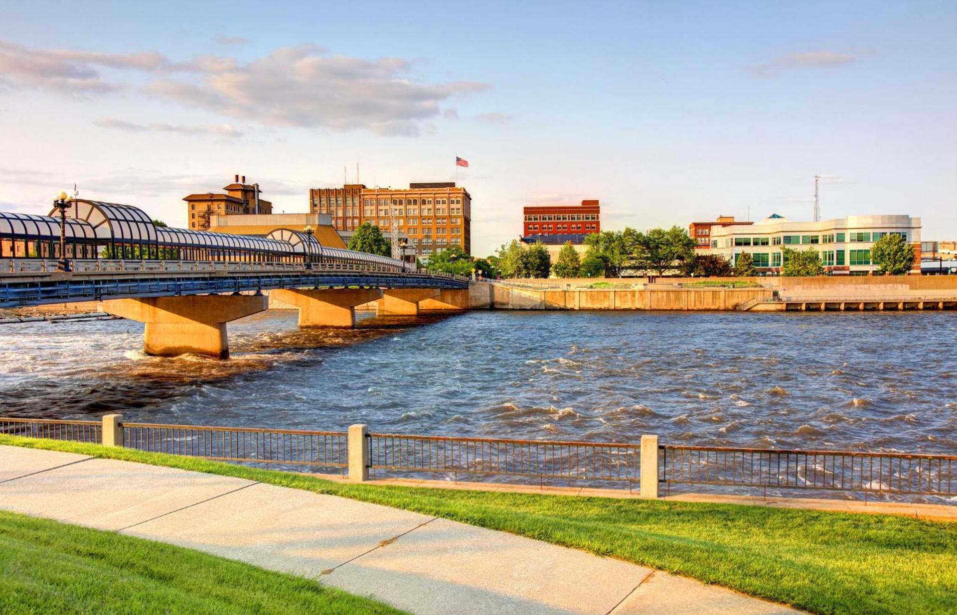 Holiday Inn & Suites Cedar Falls-Waterloo Event Ctr by IHG photo 45