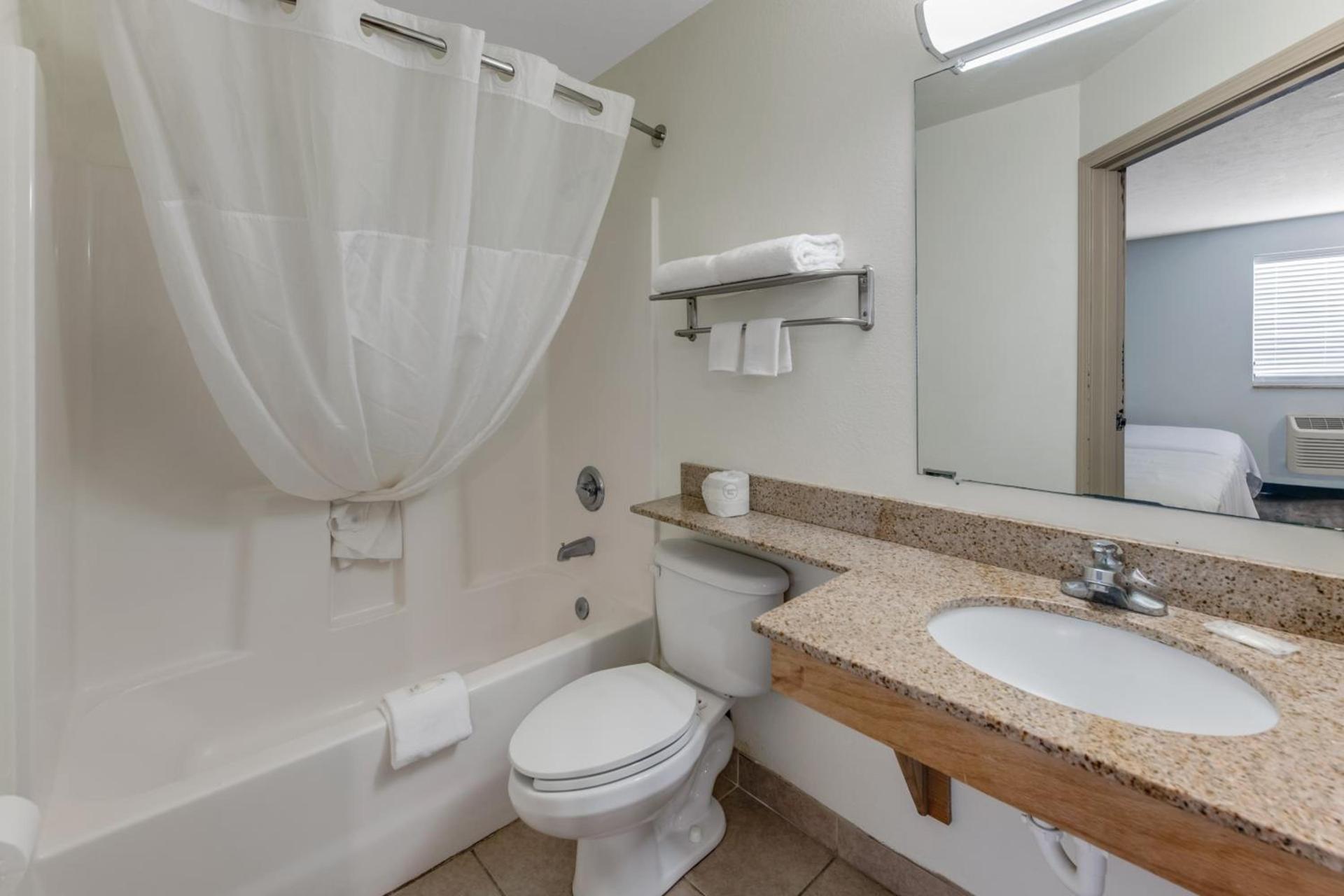 Birch Hill Suites Dayton-WP AFB photo 2