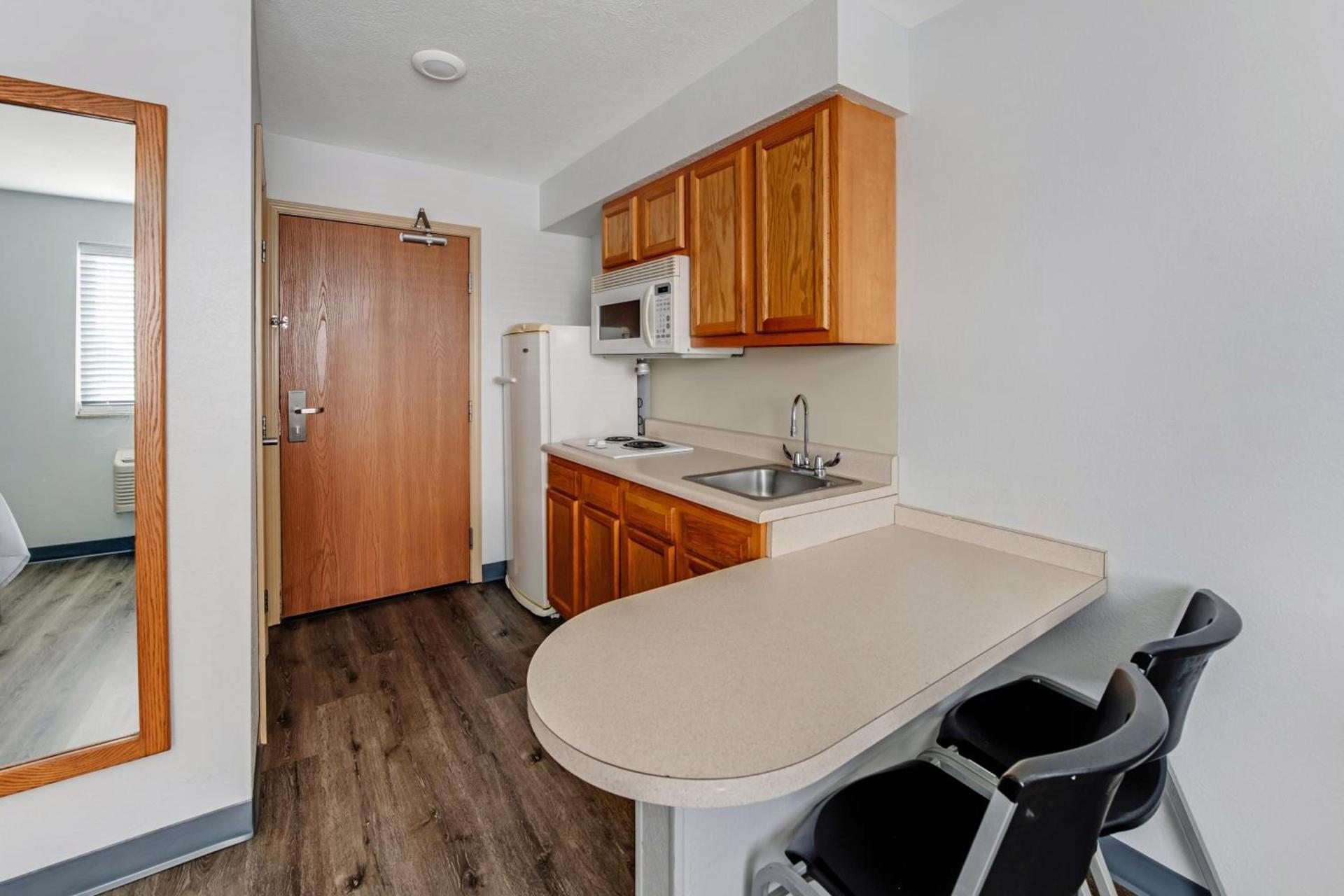 Birch Hill Suites Dayton-WP AFB photo 12