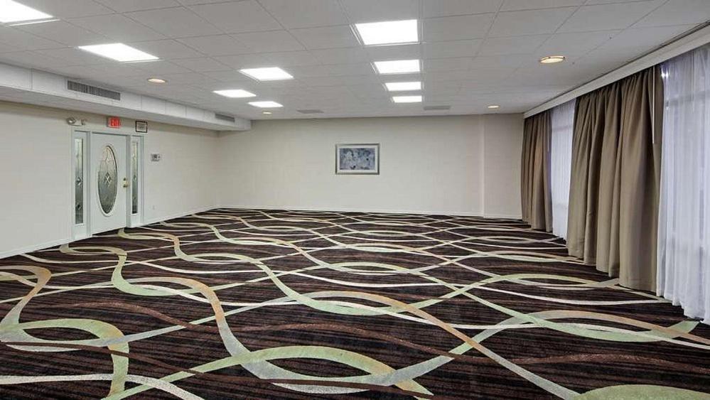 Ramada by Wyndham Cocoa photo 14