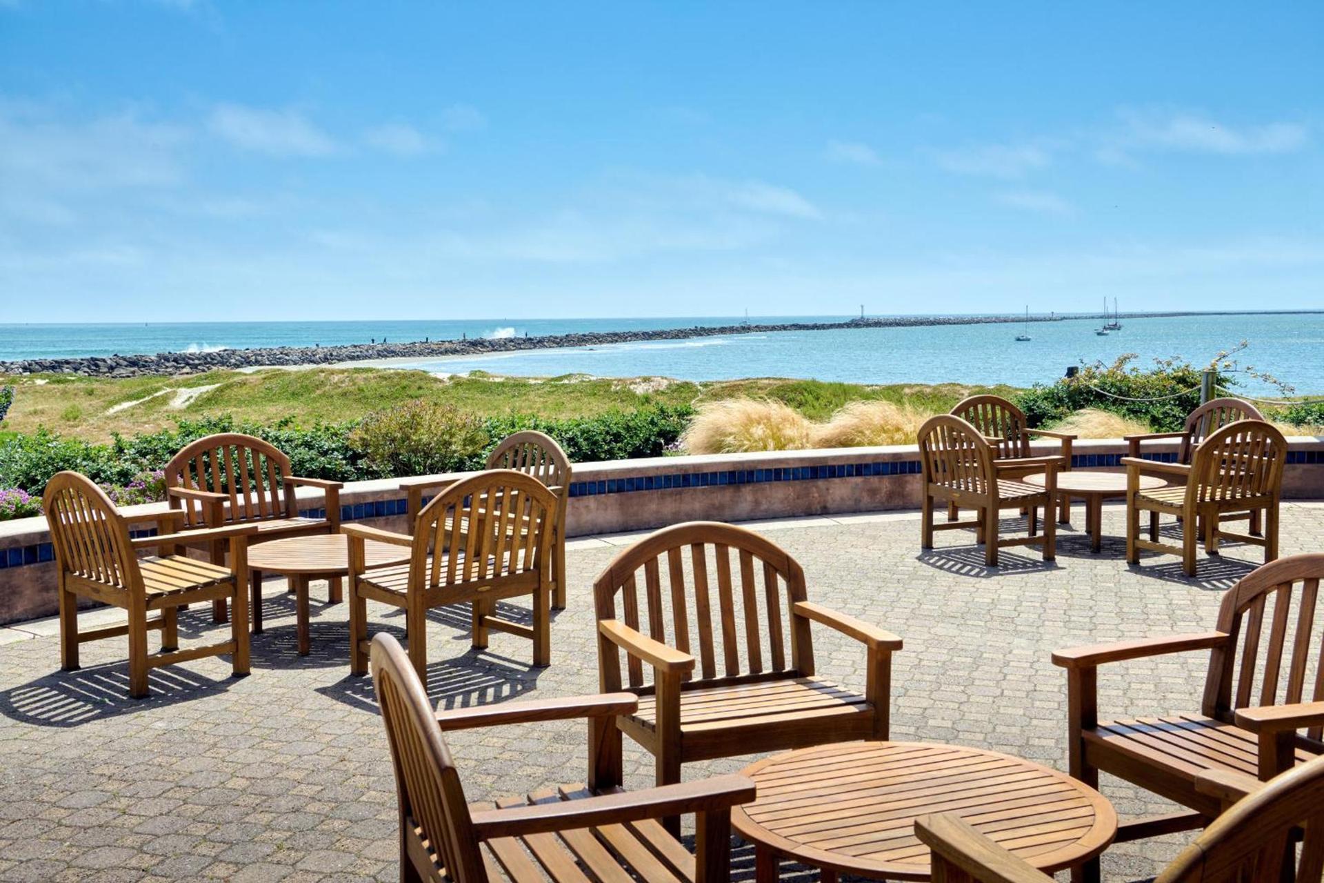 Beach House Half Moon Bay photo 46