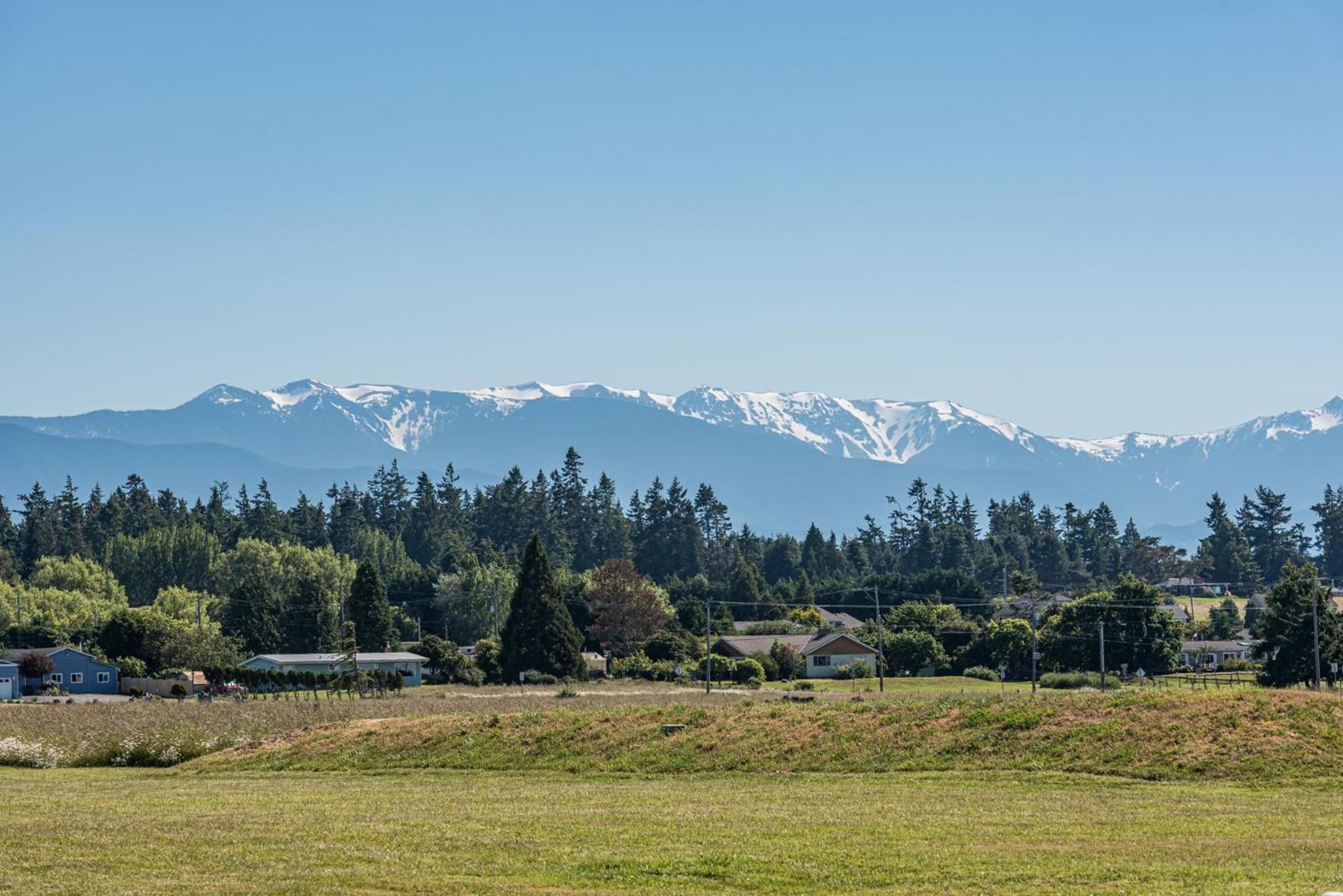 Juan de Fuca Waterfront Hotel & Cottages photo 19