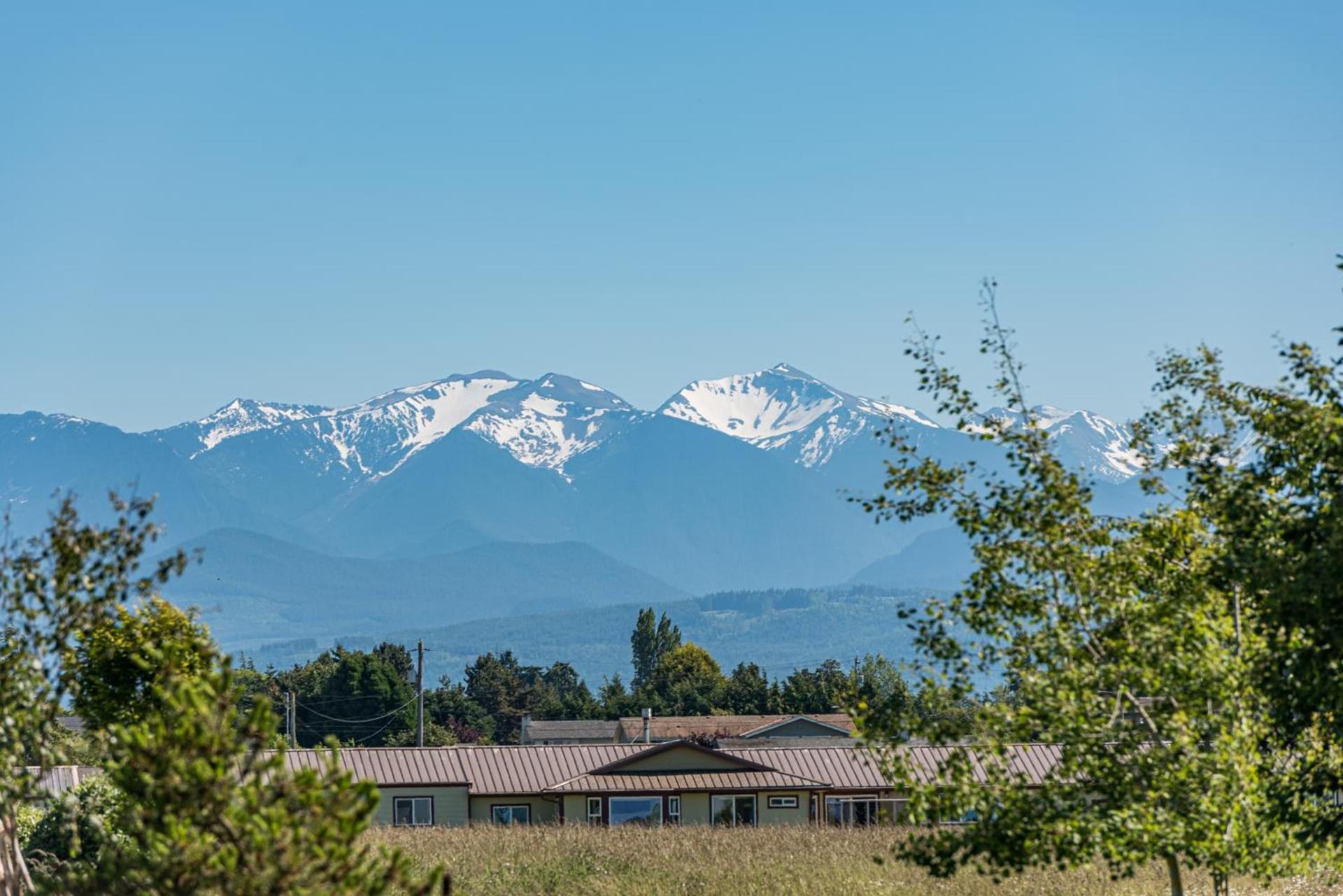 Juan de Fuca Waterfront Hotel & Cottages photo 21