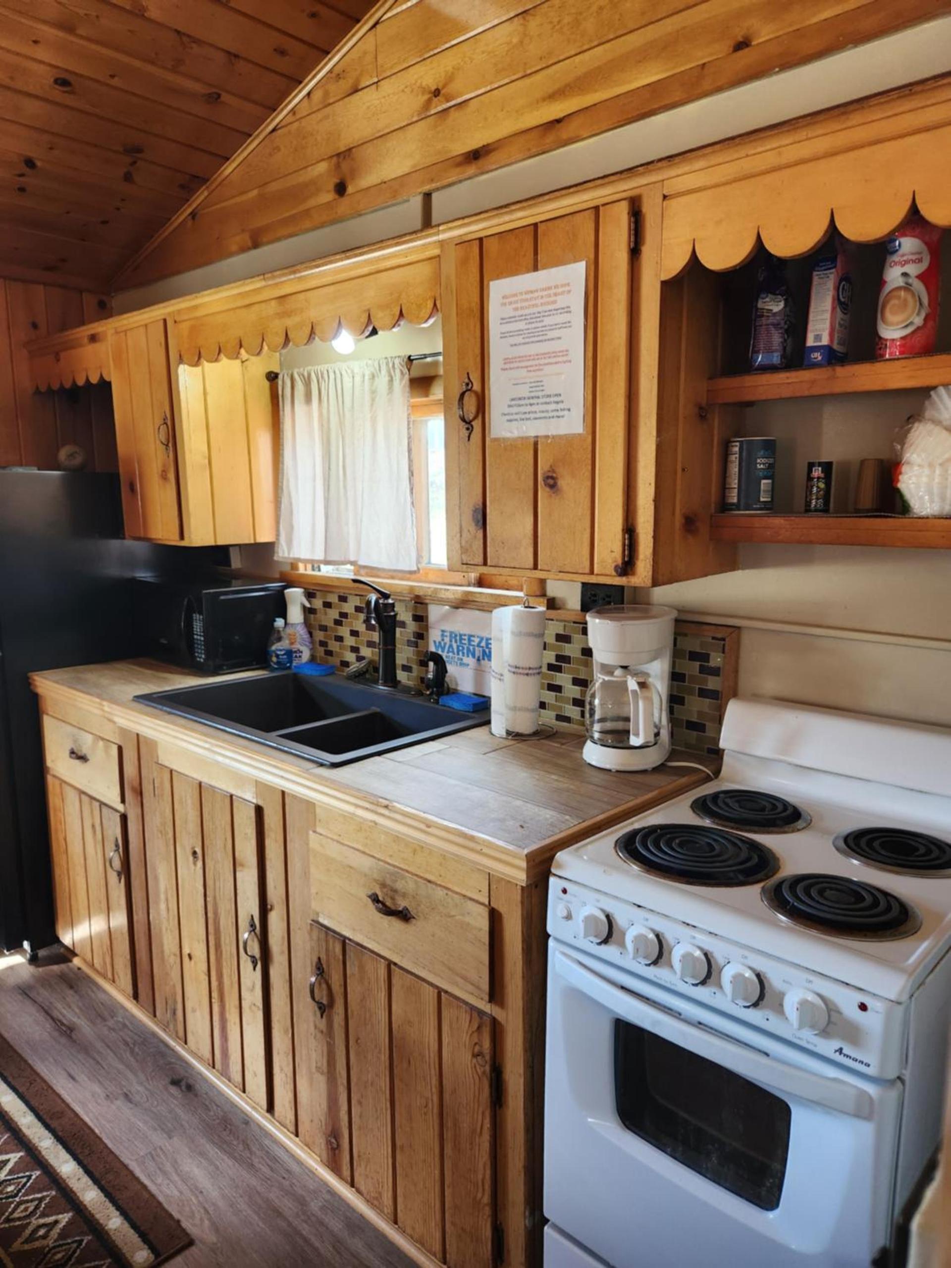 Winmar Cabins photo 3