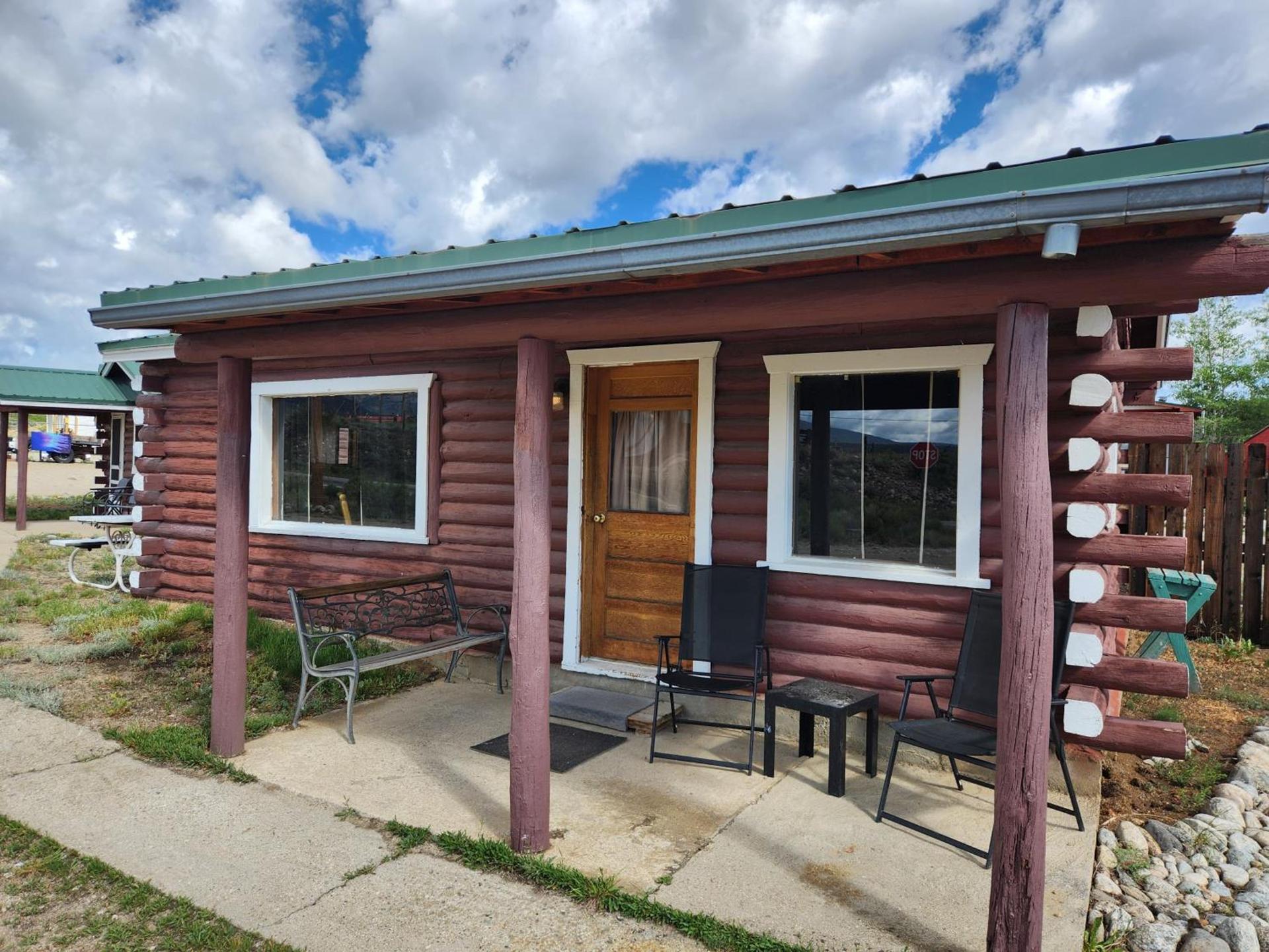 Winmar Cabins photo 1