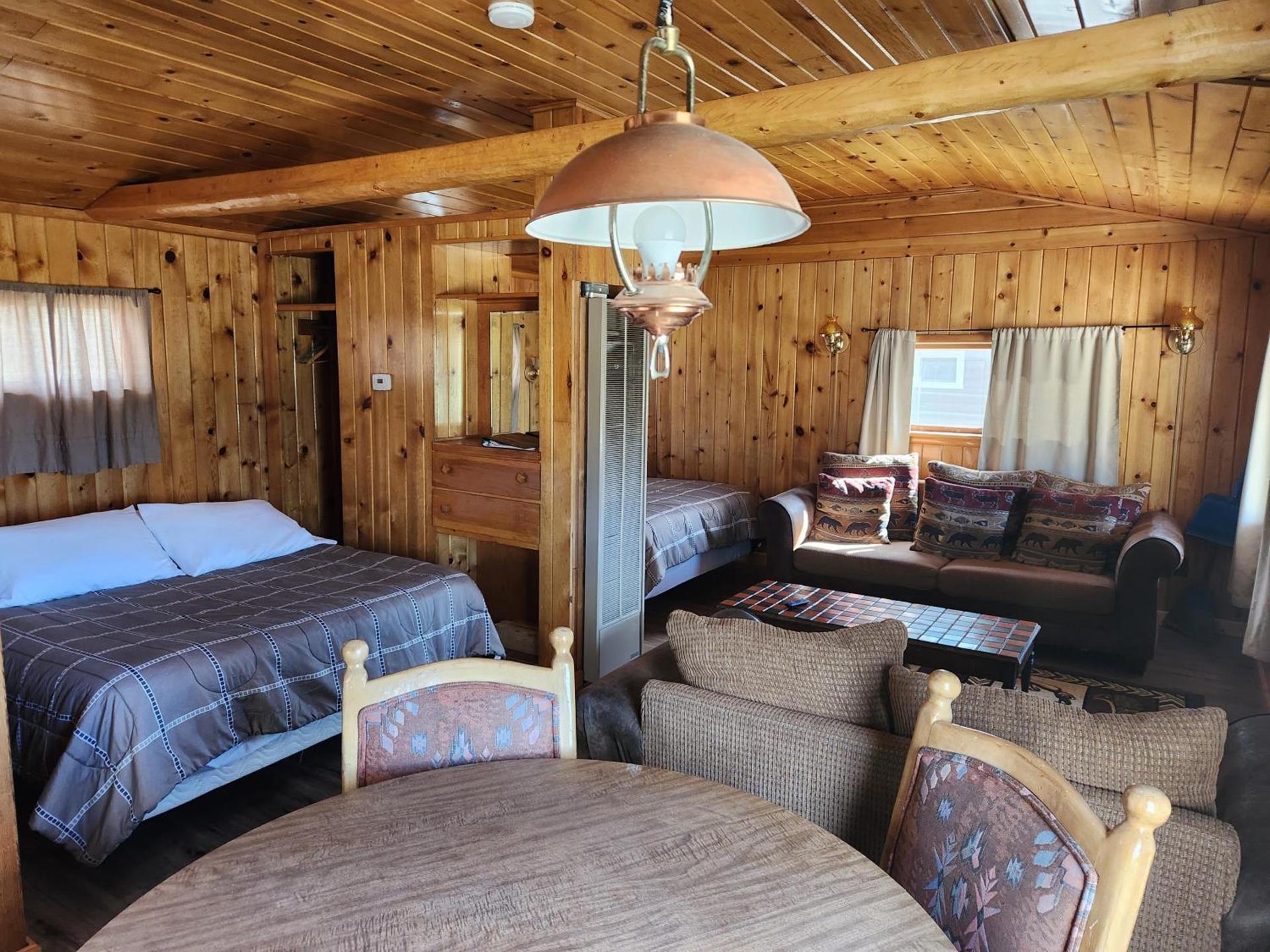 Winmar Cabins photo 8