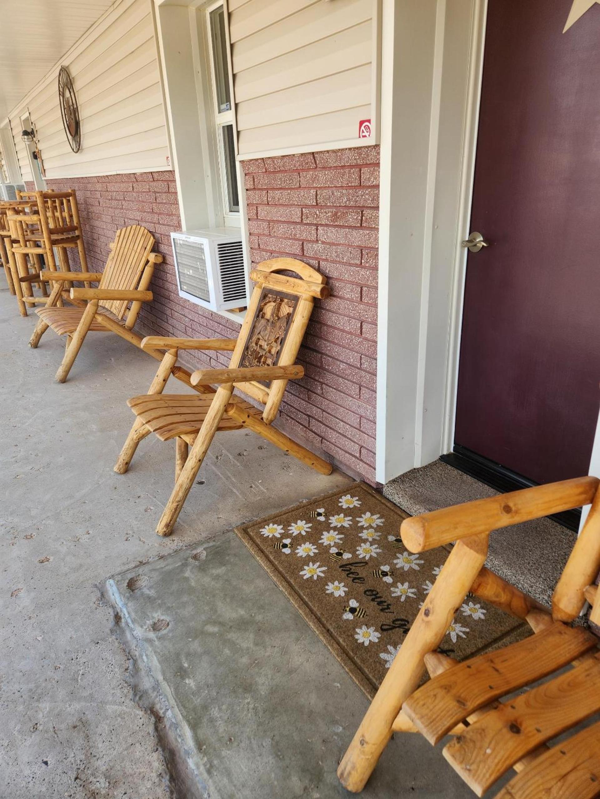 Cowboy Country Inn photo 18