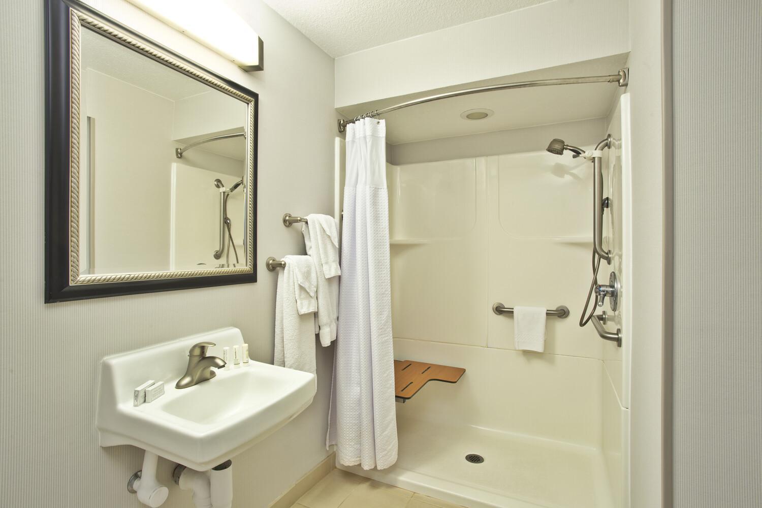 Courtyard by Marriott Gulfport Beachfront photo 33