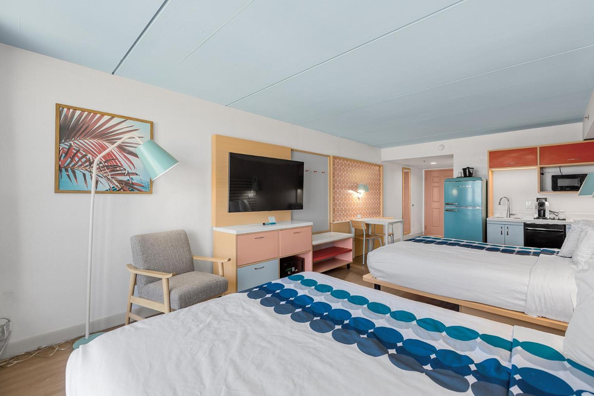 Golden Sands Carolina Beach Oceanfront, Tapestry by Hilton photo 43