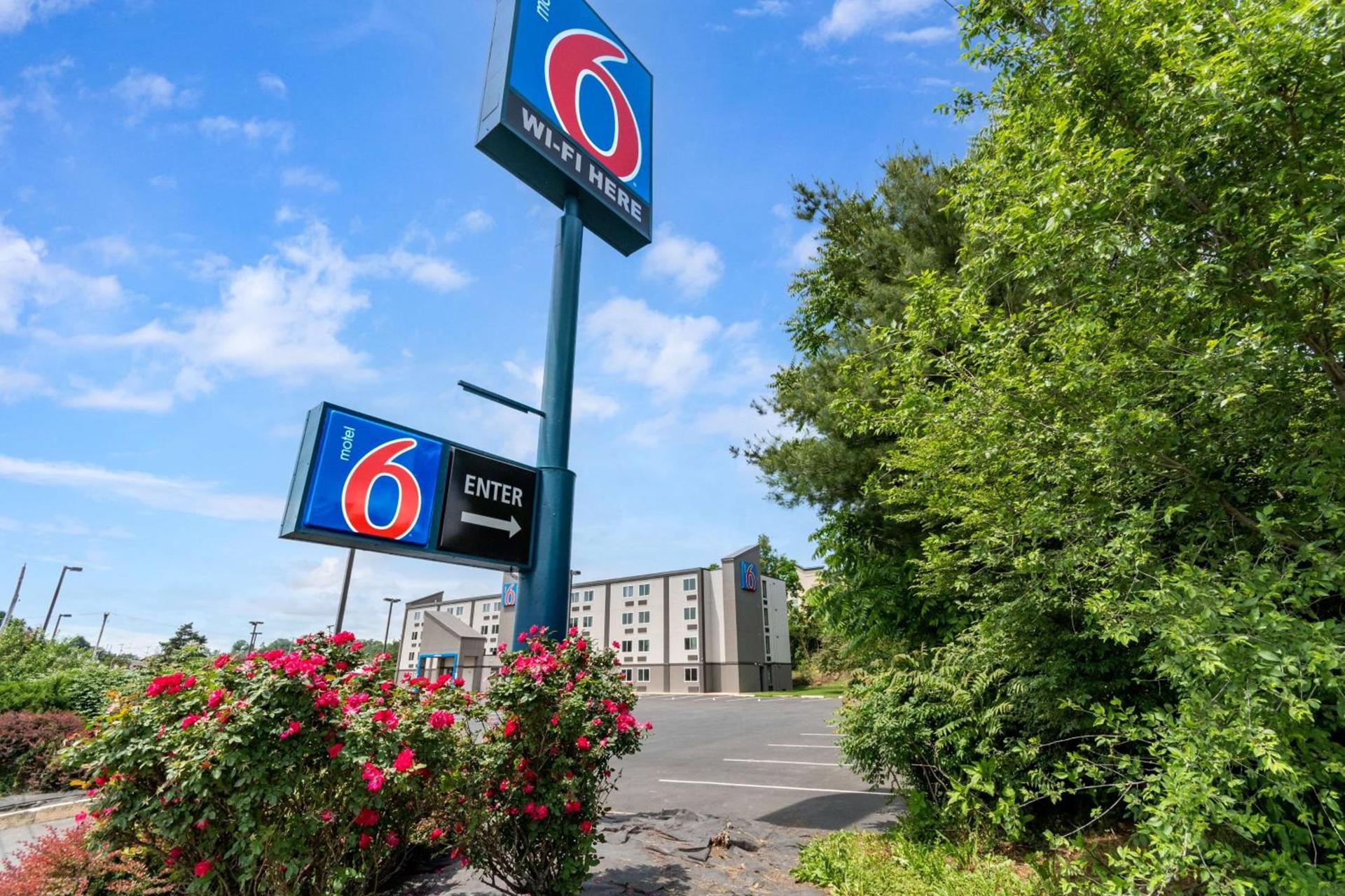 Motel 6-York, PA - North photo 1
