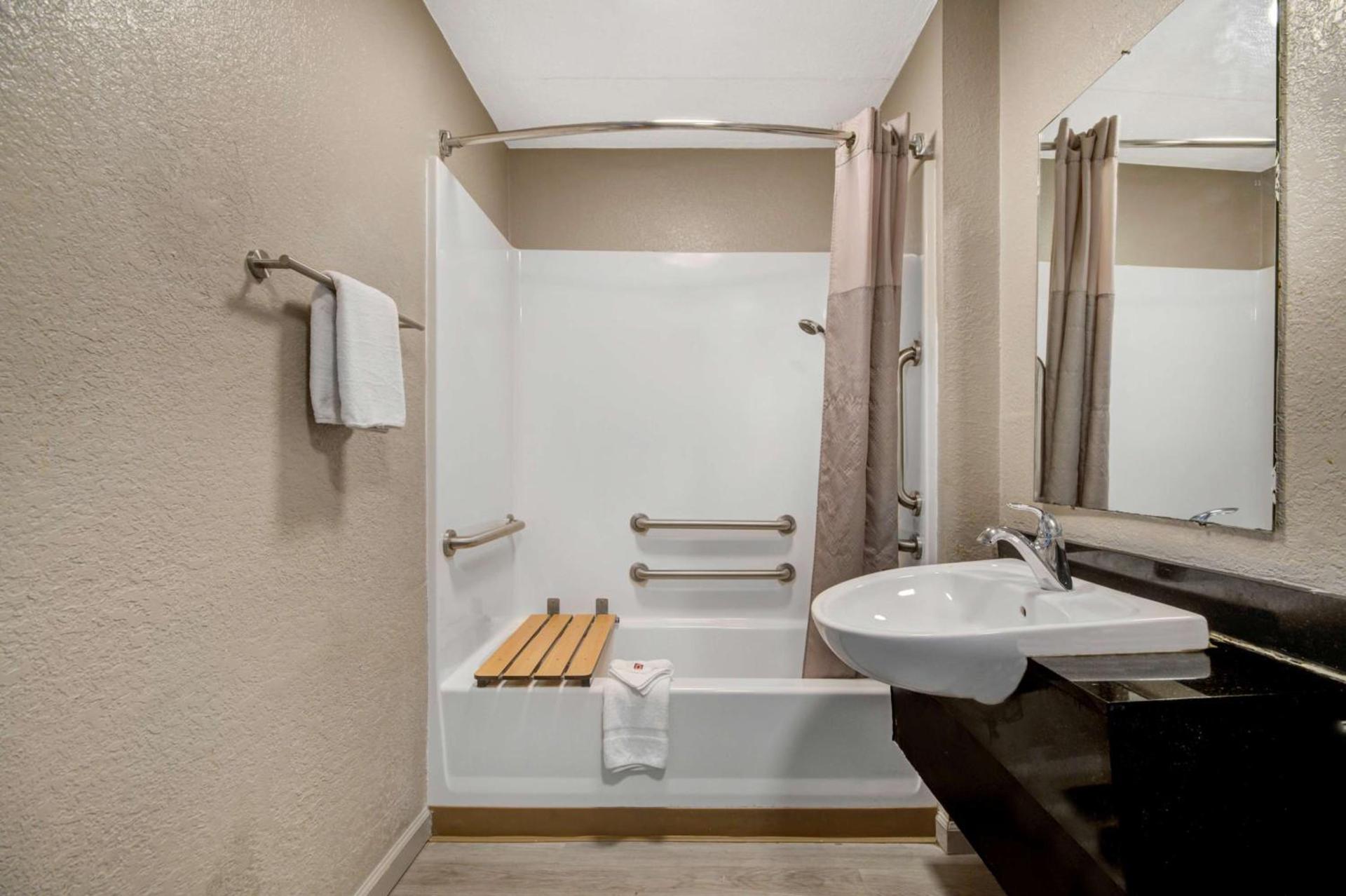 Motel 6-York, PA photo 15
