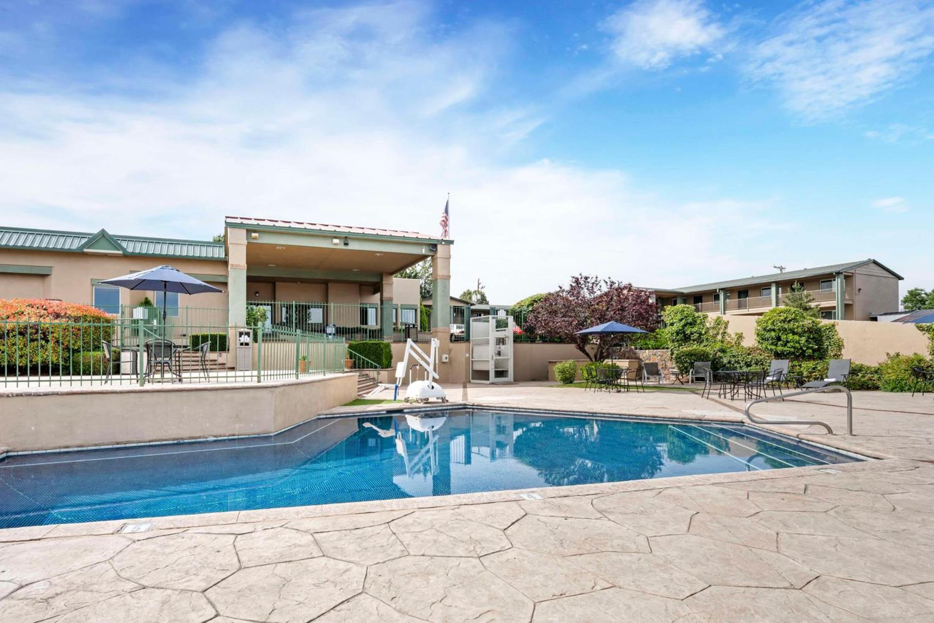 Best Western Prescottonian photo 45