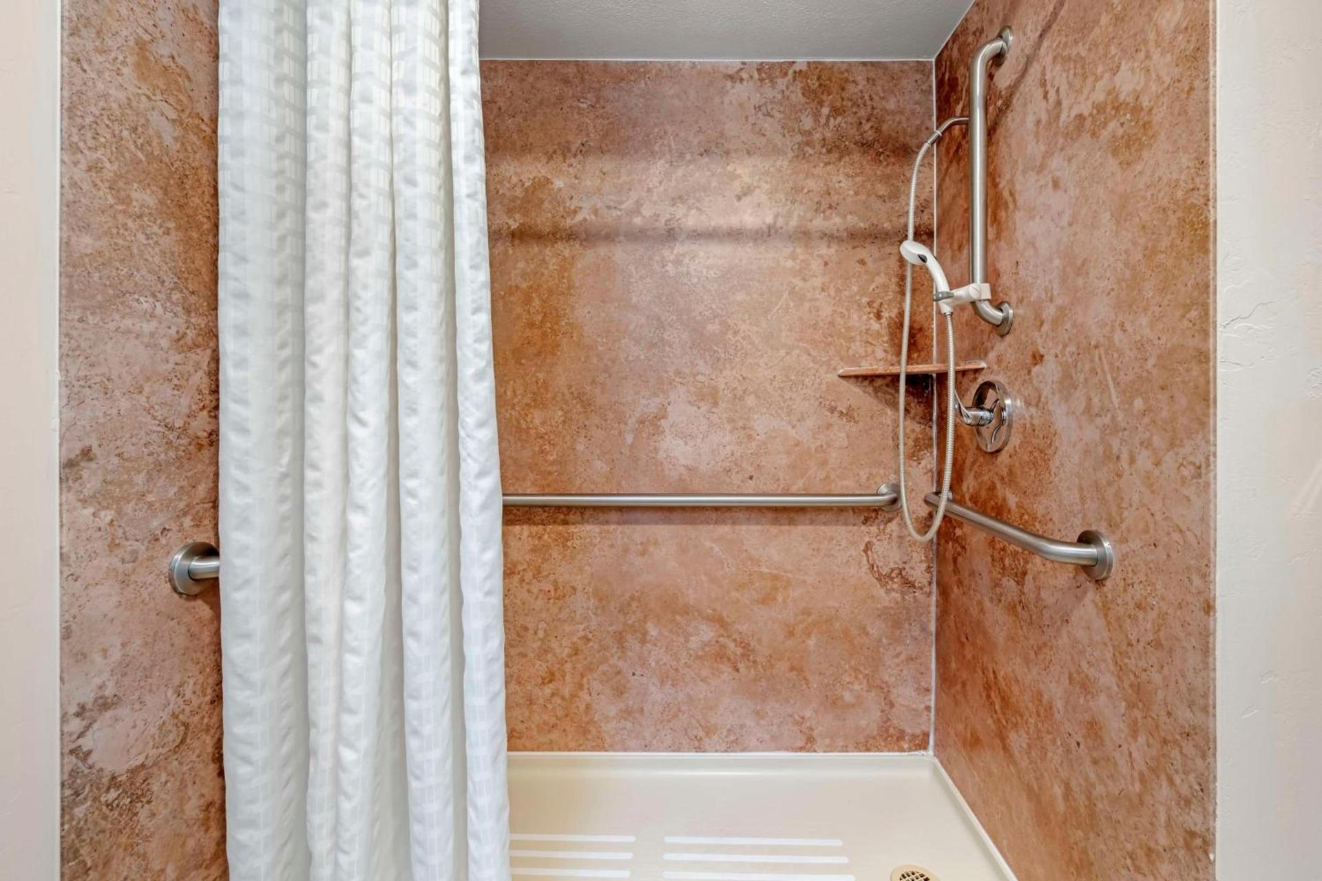 Best Western Prescottonian photo 36