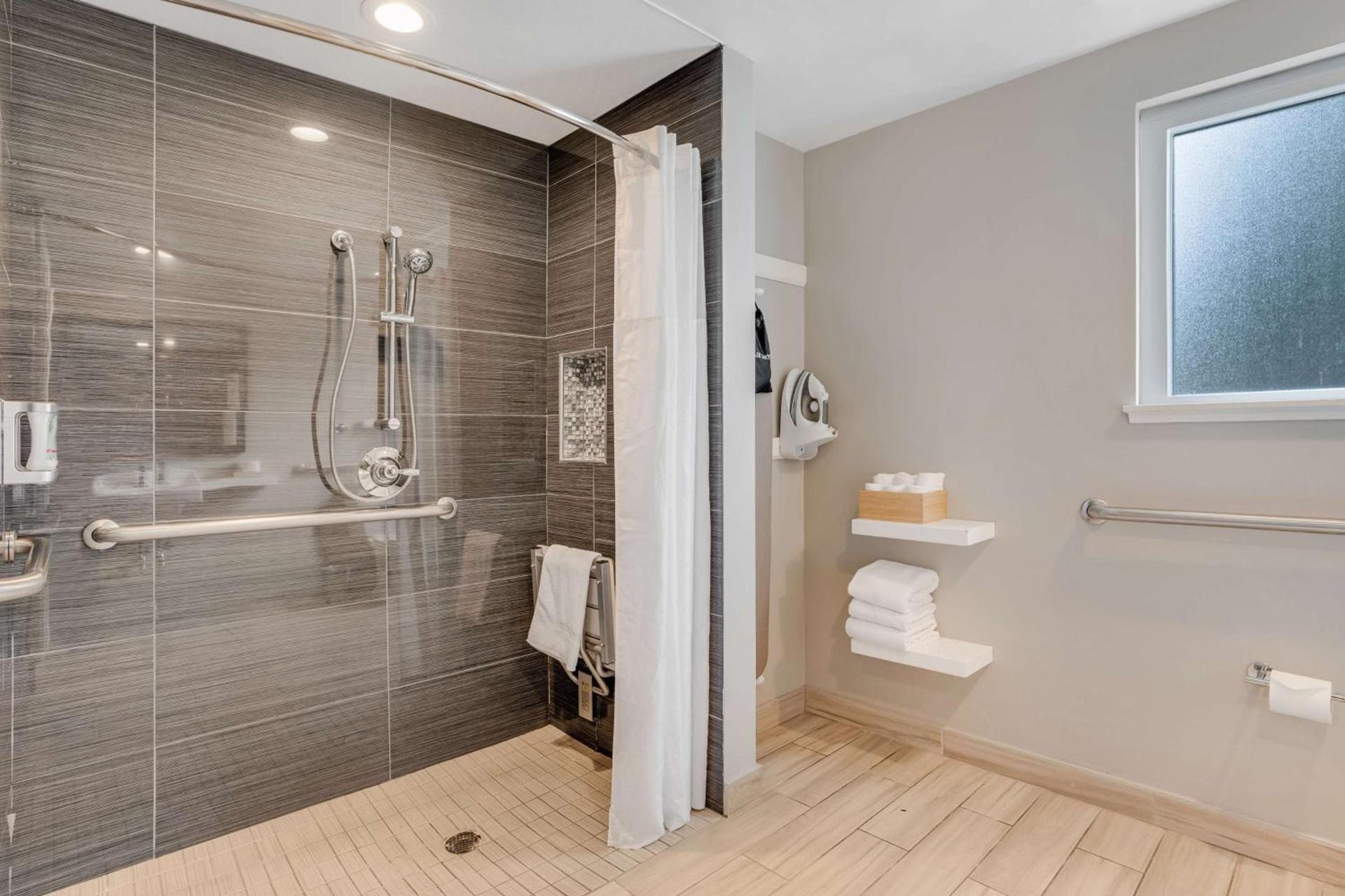 Sather Berkeley - SureStay Collection by Best Western photo 26