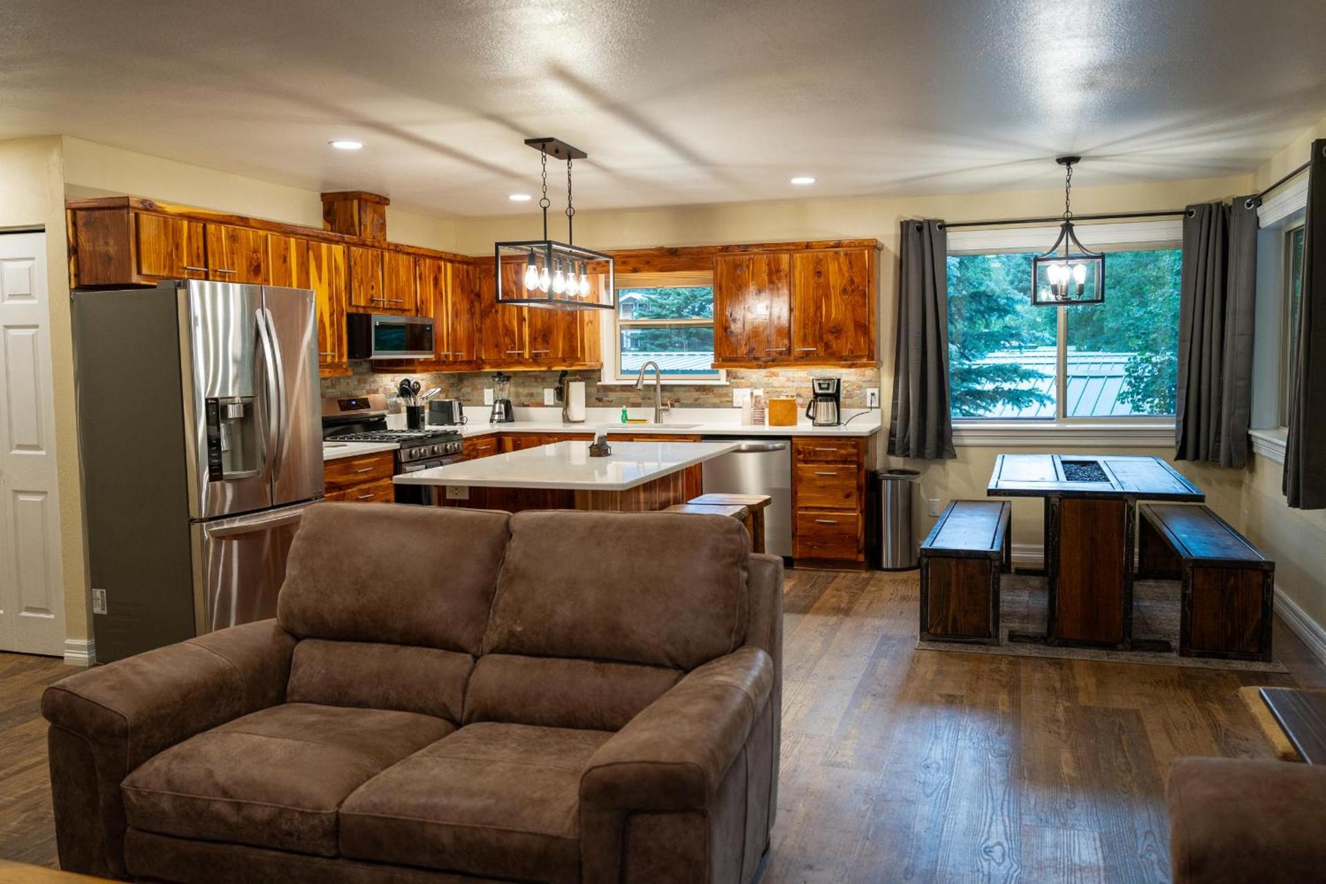 Ouray Riverside Resort - Inn & Cabins photo 4